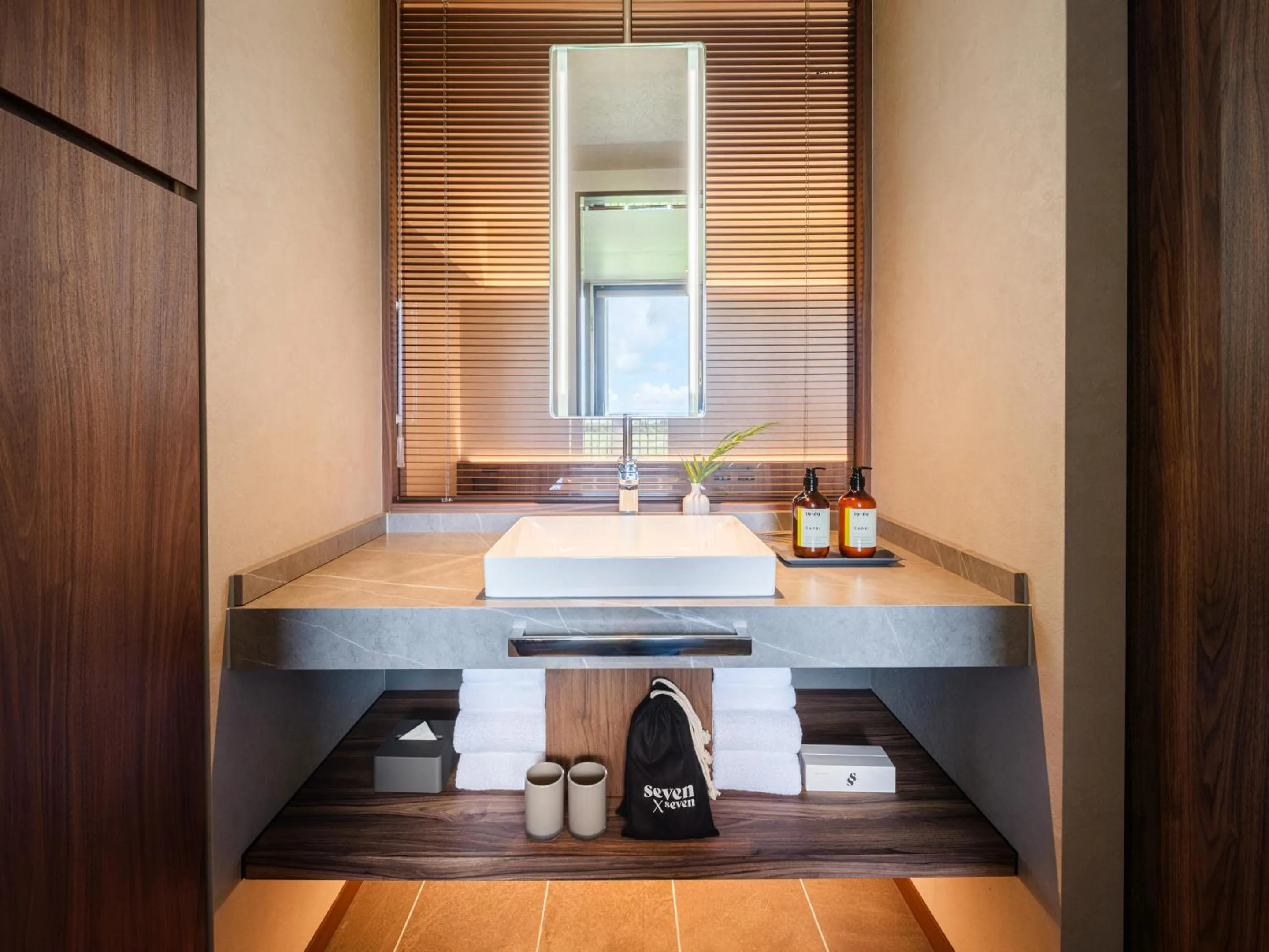 Bathroom in seven x seven ISHIGAKI