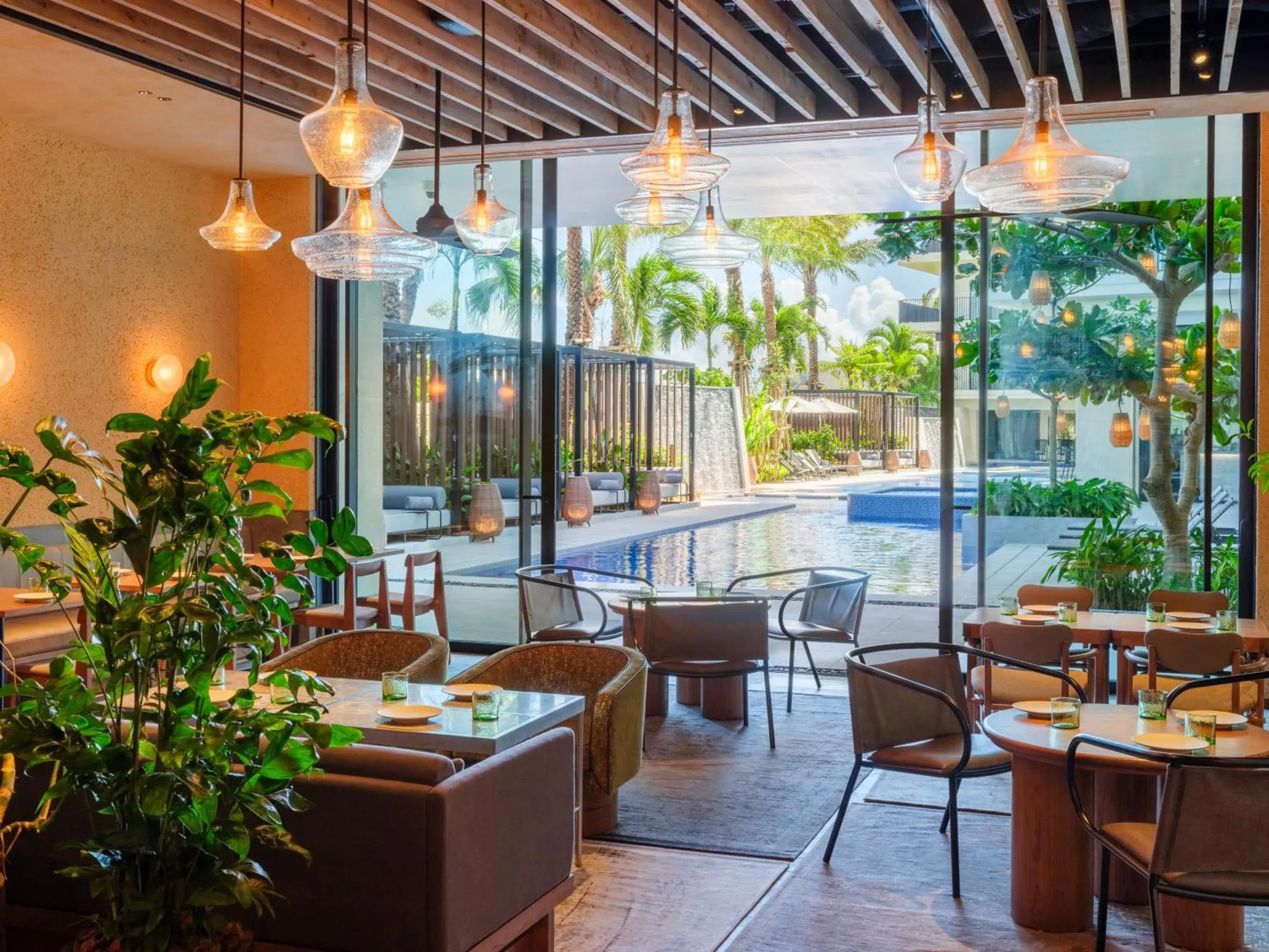 Restaurant/places to eat in seven x seven ISHIGAKI Restaurant/places to eat in seven x seven ISHIGAKI