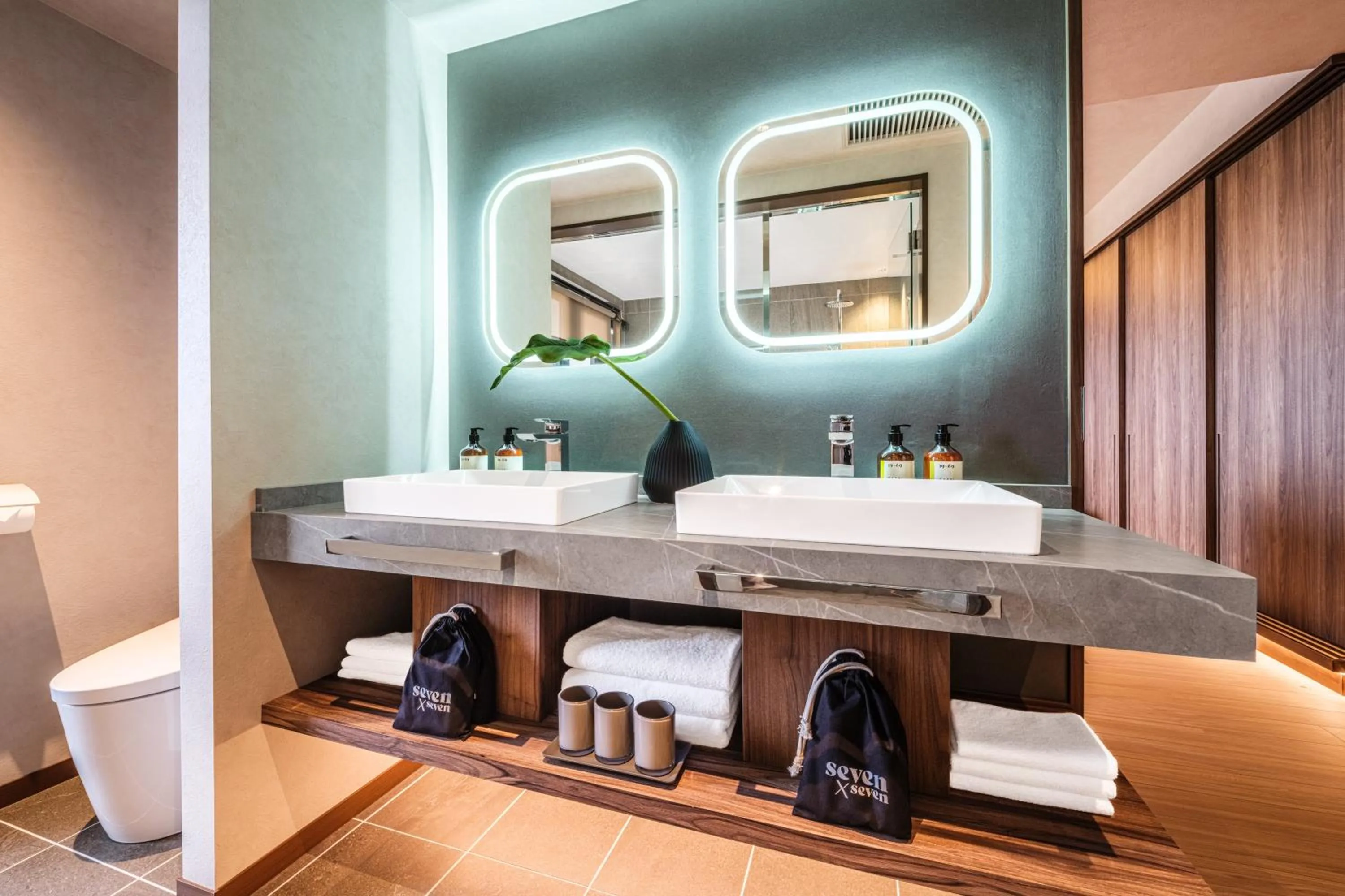 Toilet in seven x seven ISHIGAKI