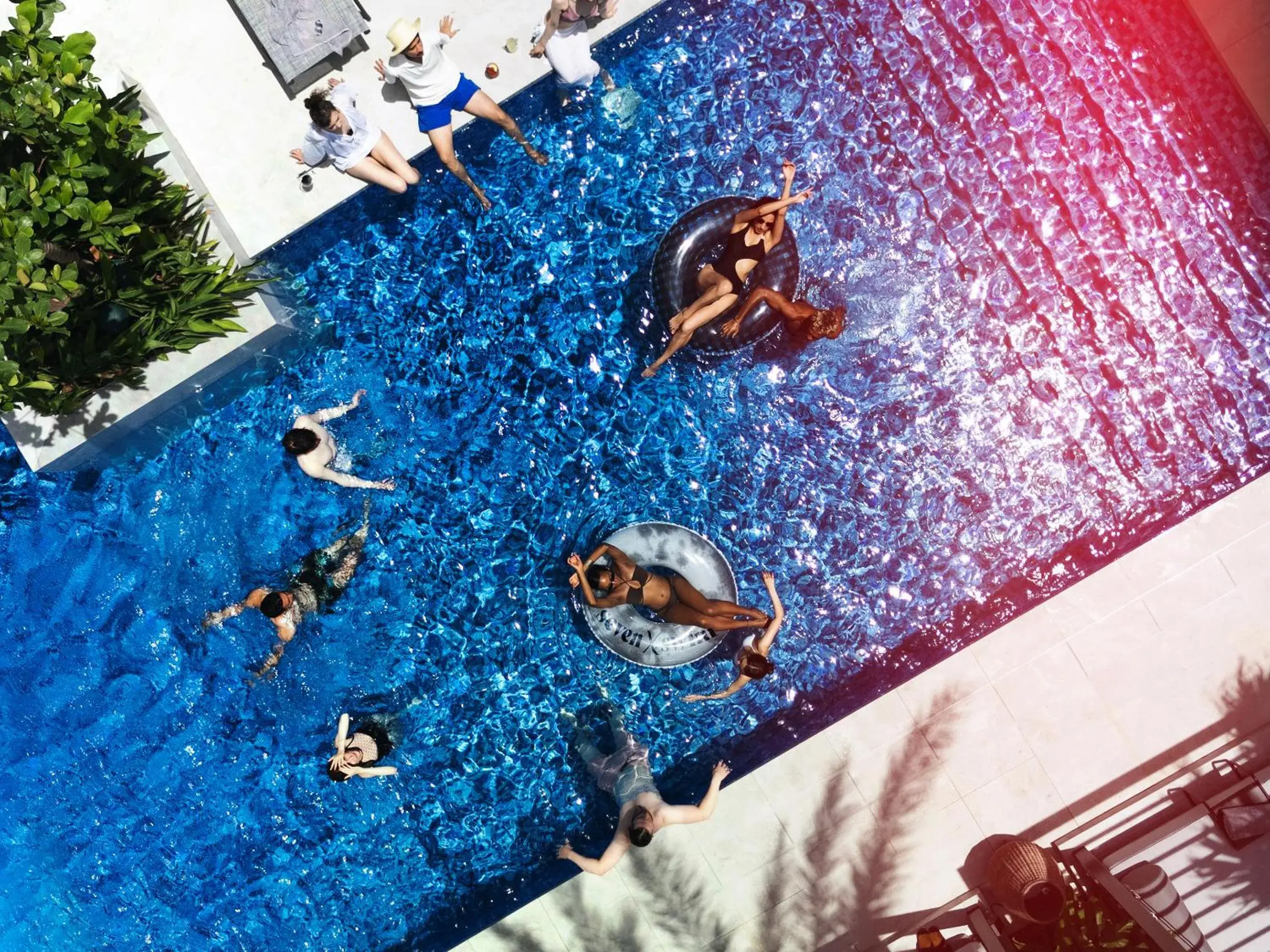 Swimming pool in seven x seven ISHIGAKI Swimming pool in seven x seven ISHIGAKI