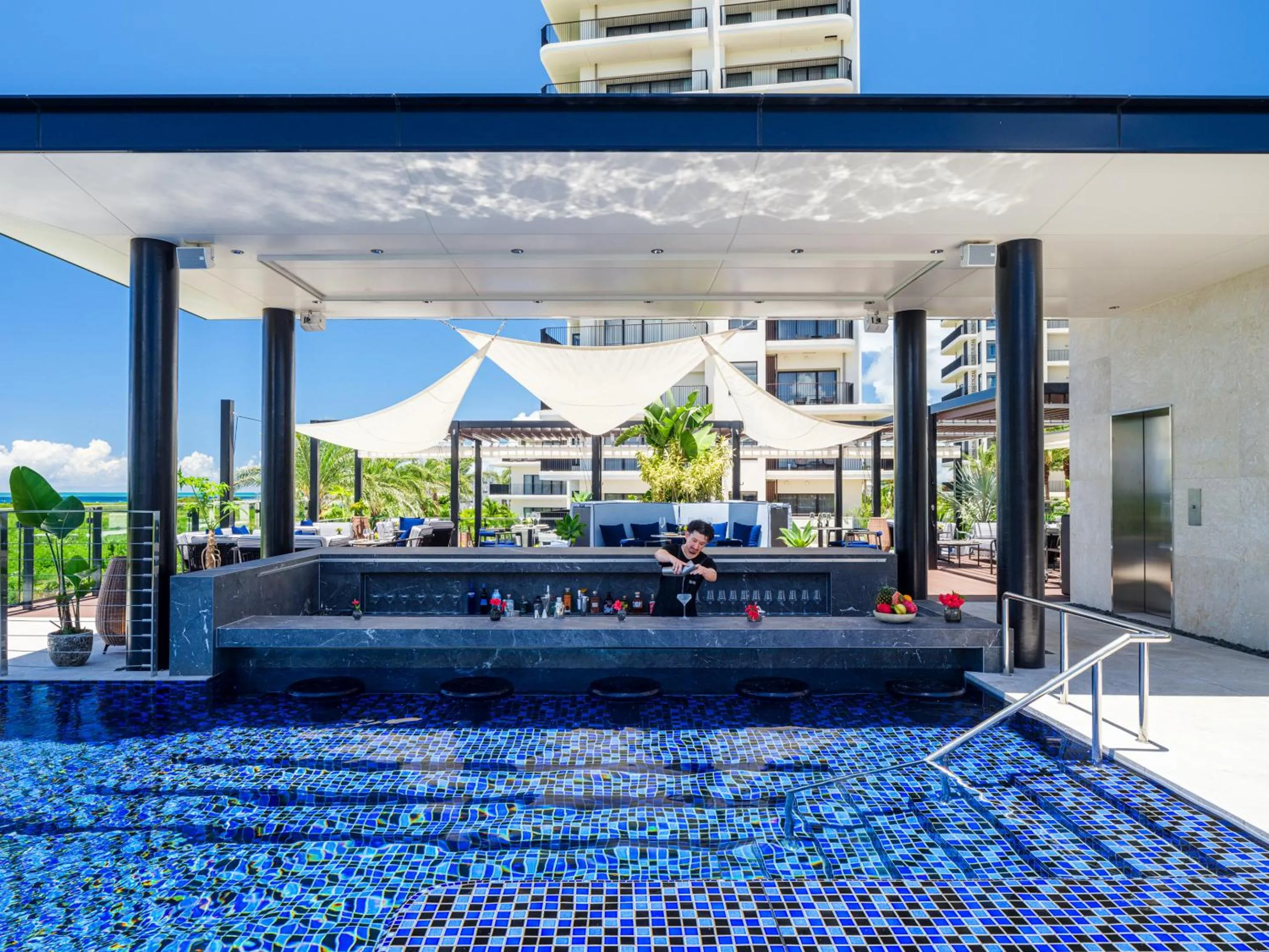 Swimming pool in seven x seven ISHIGAKI