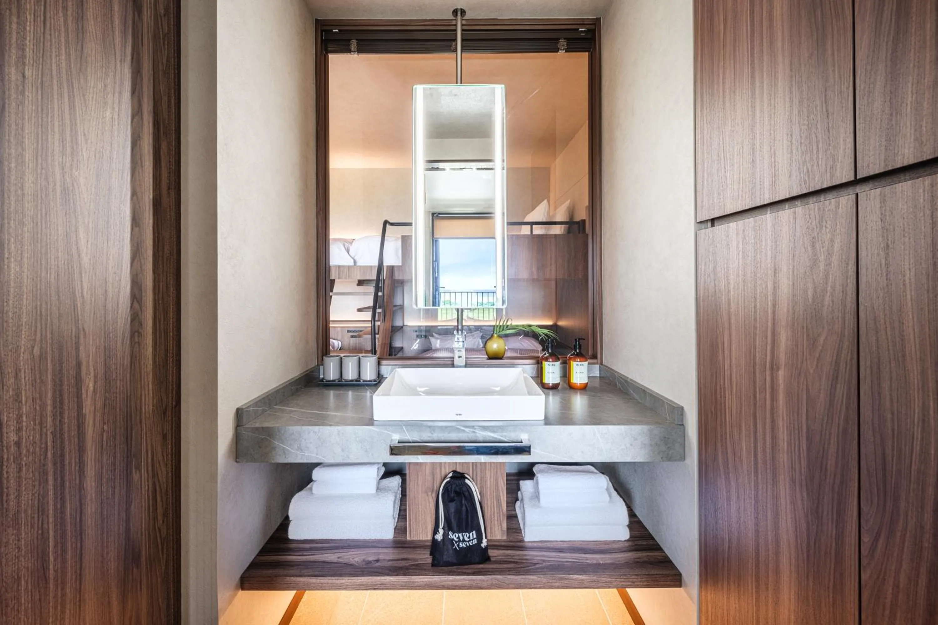 hair dryier in seven x seven ISHIGAKI