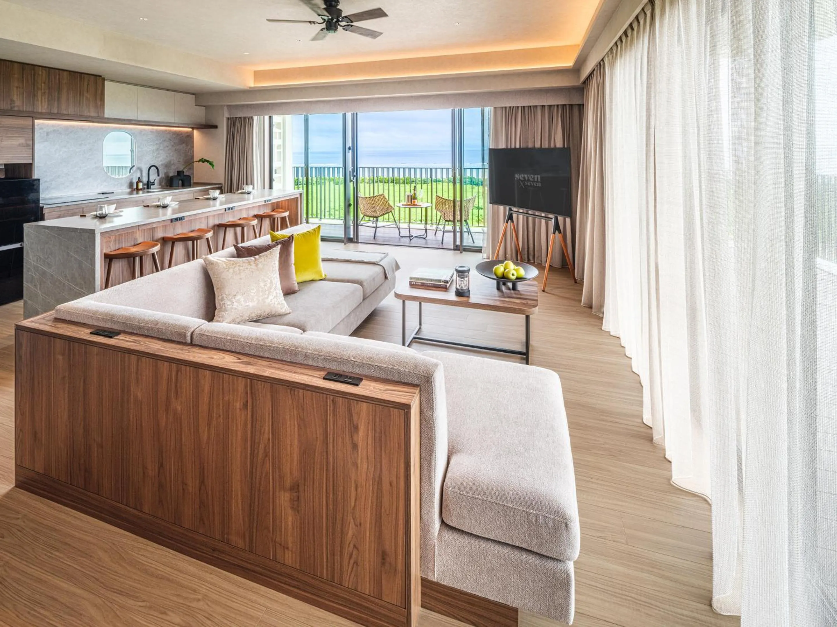 Living room in seven x seven ISHIGAKI