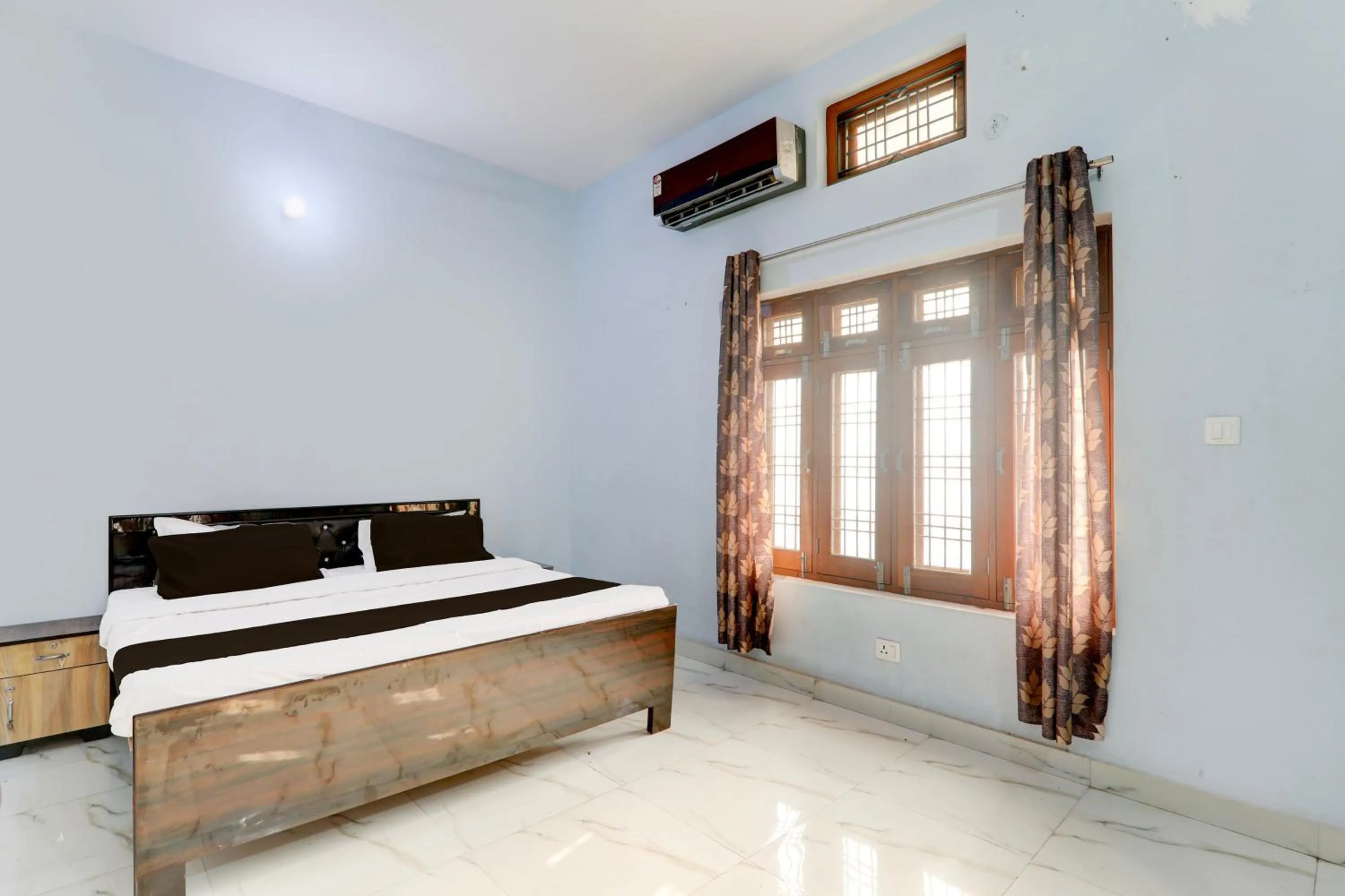 Bedroom in HOTEL O BLISS INN GUEST HOUSE