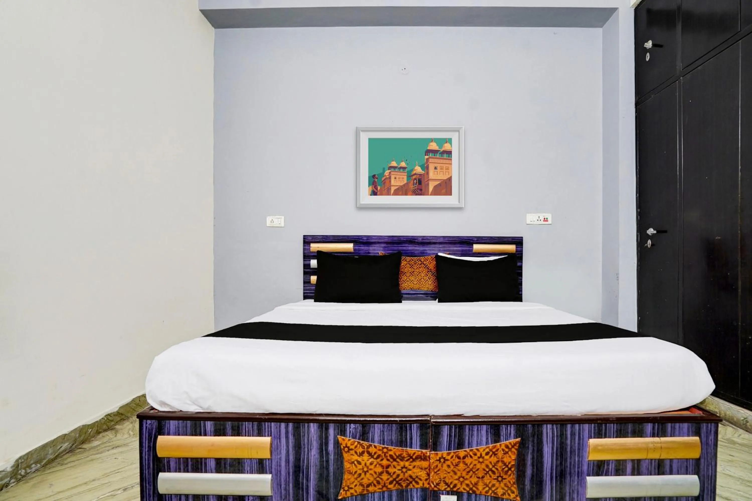 Bedroom, Bed in Super Hotel O Soran stays