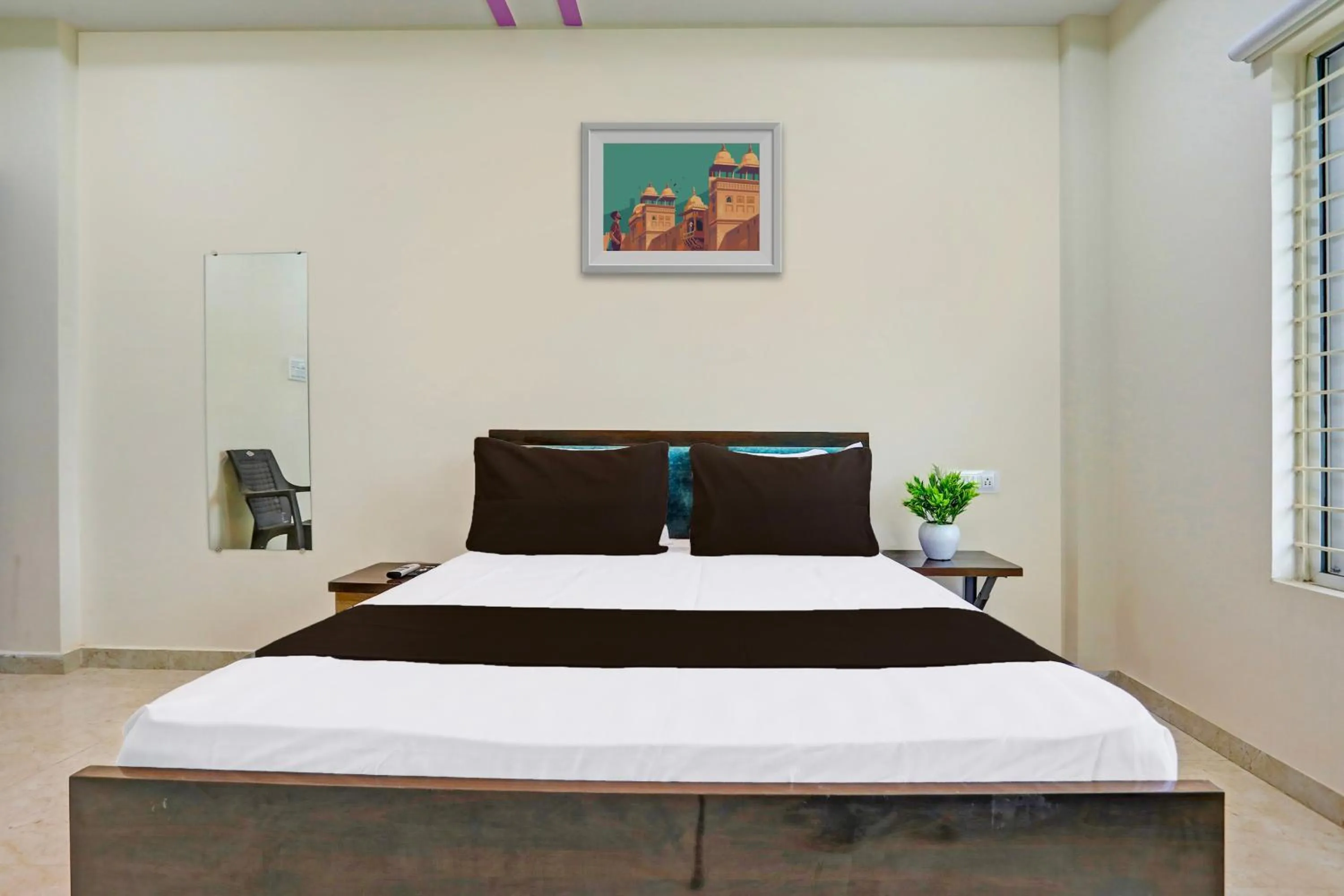 Bedroom, Bed in Super Hotel O Zoo Palace