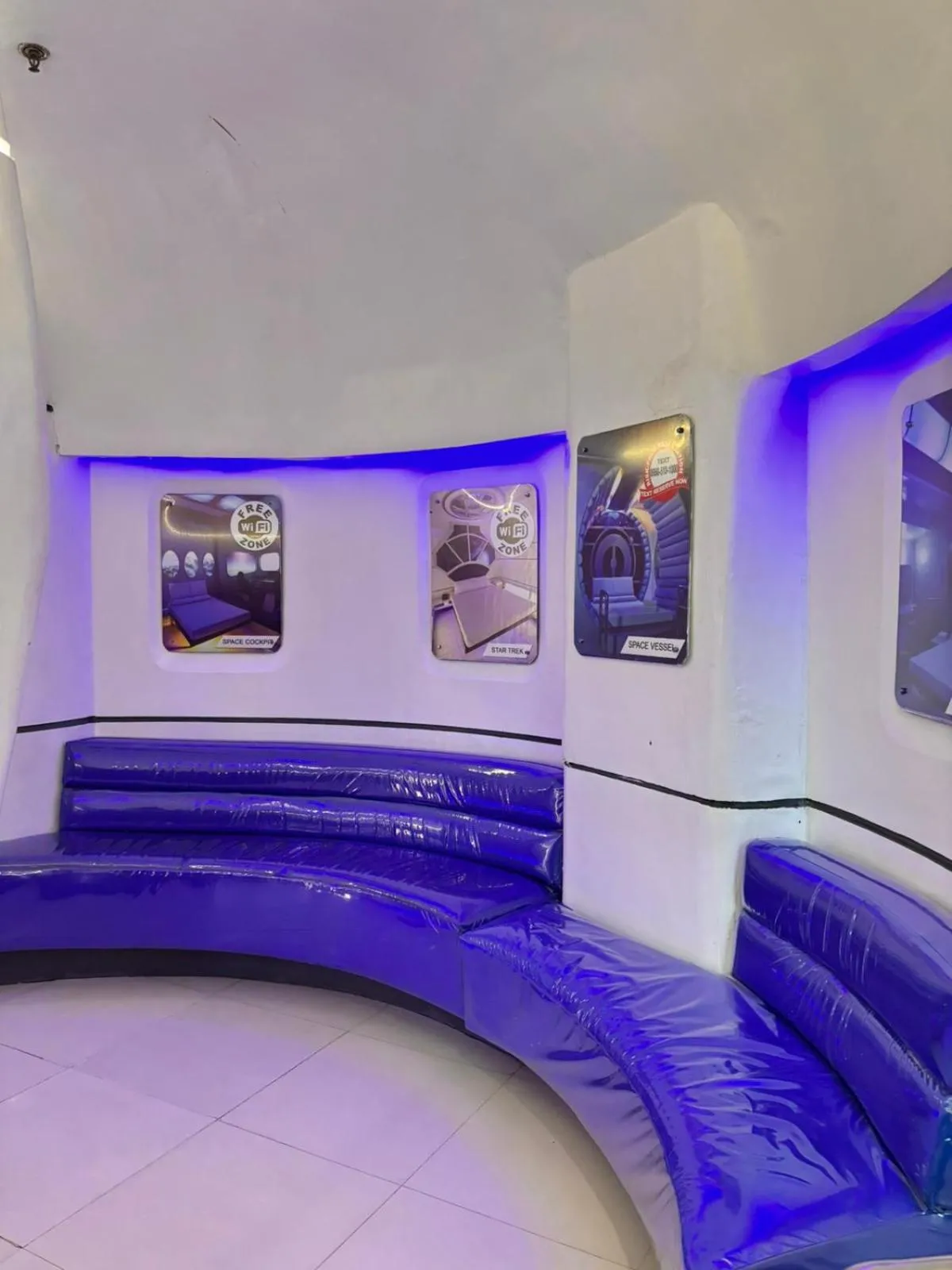 Lobby or reception in Astrotel Cubao