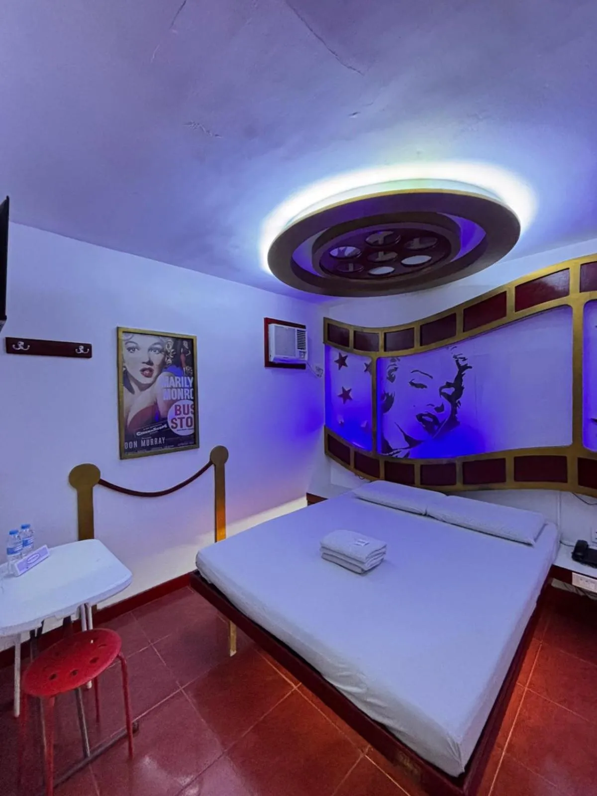Bedroom, Bed in Astrotel Cubao