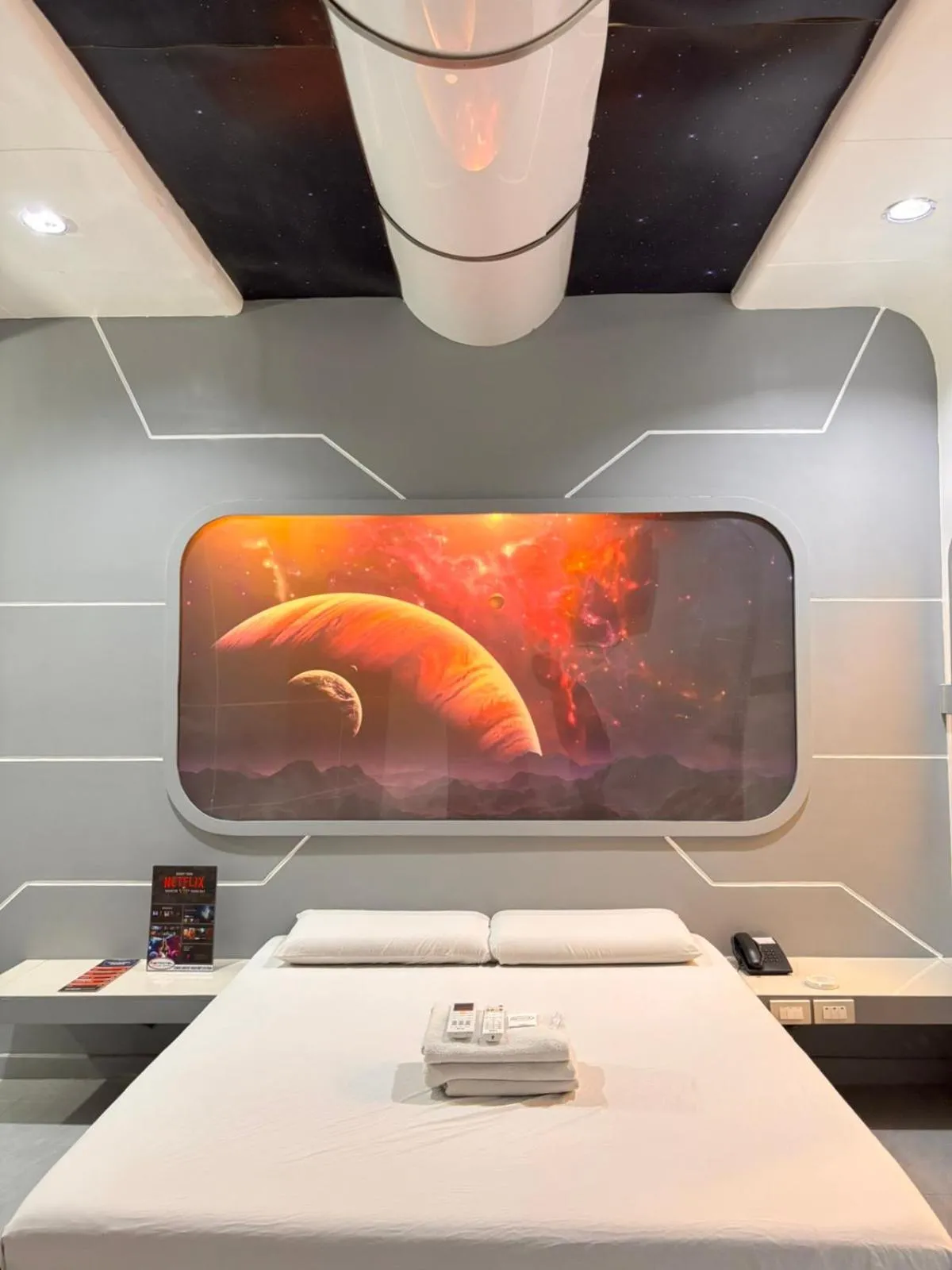 Bedroom, Bed in Astrotel Cubao