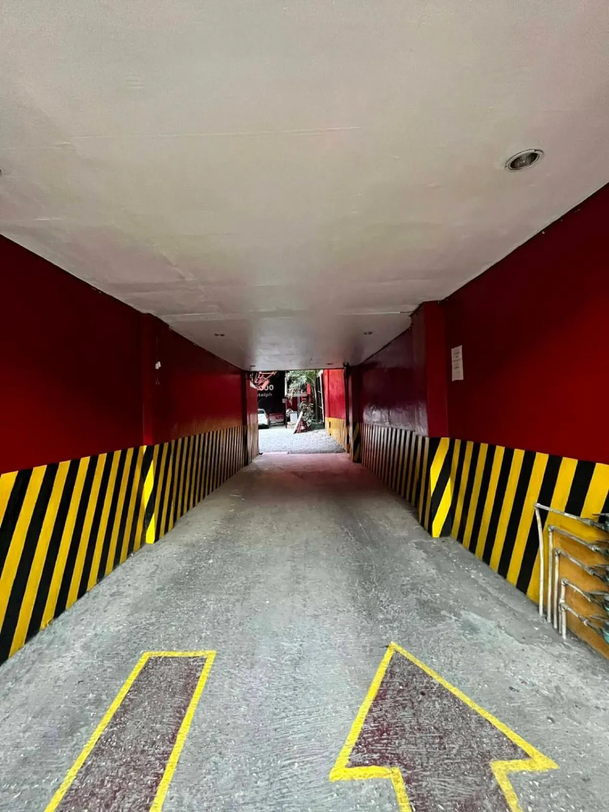 Parking in Astrotel Cubao