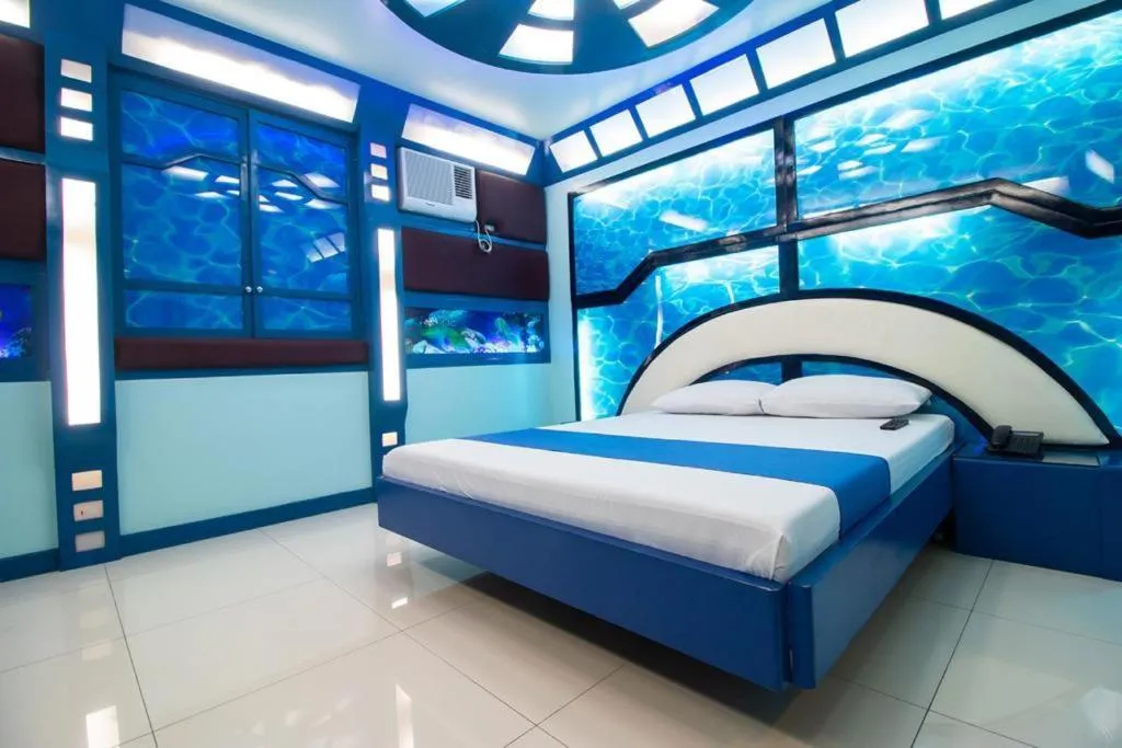 Bed in Hotel Dreamworld Las Pinas