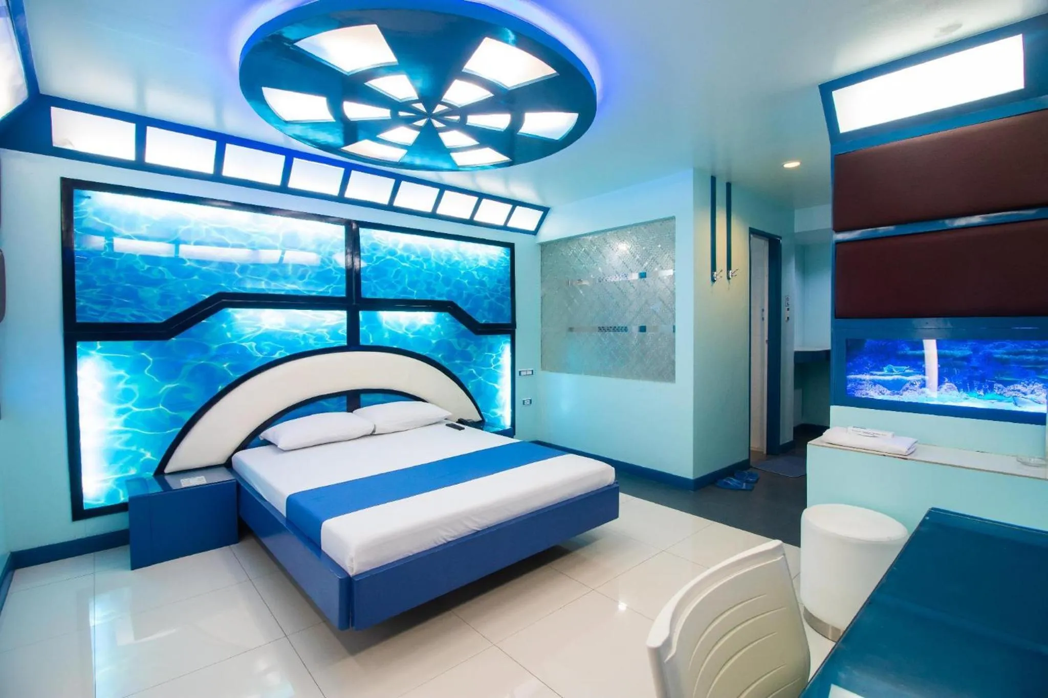 Bedroom, Bed in Hotel Dreamworld Las Pinas