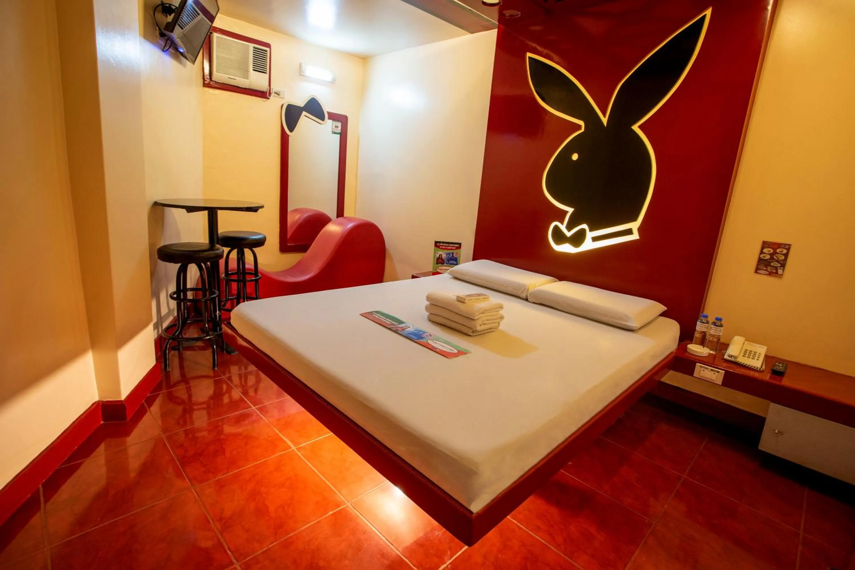 Bed in Astrotel Novaliches