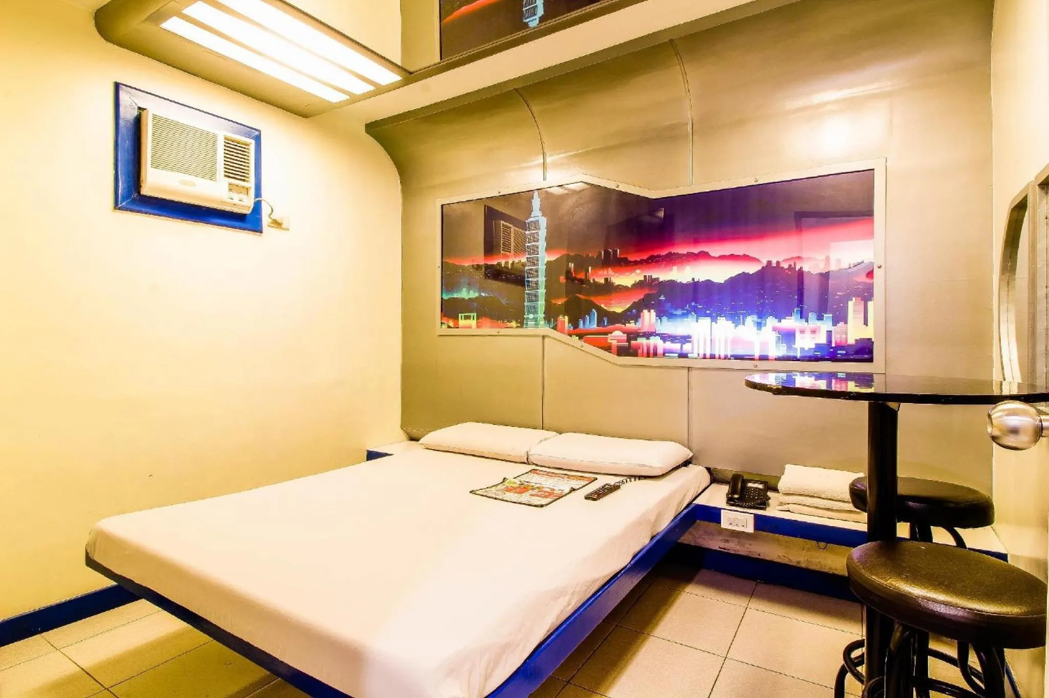 Bedroom, Bed in Astrotel Guadalupe