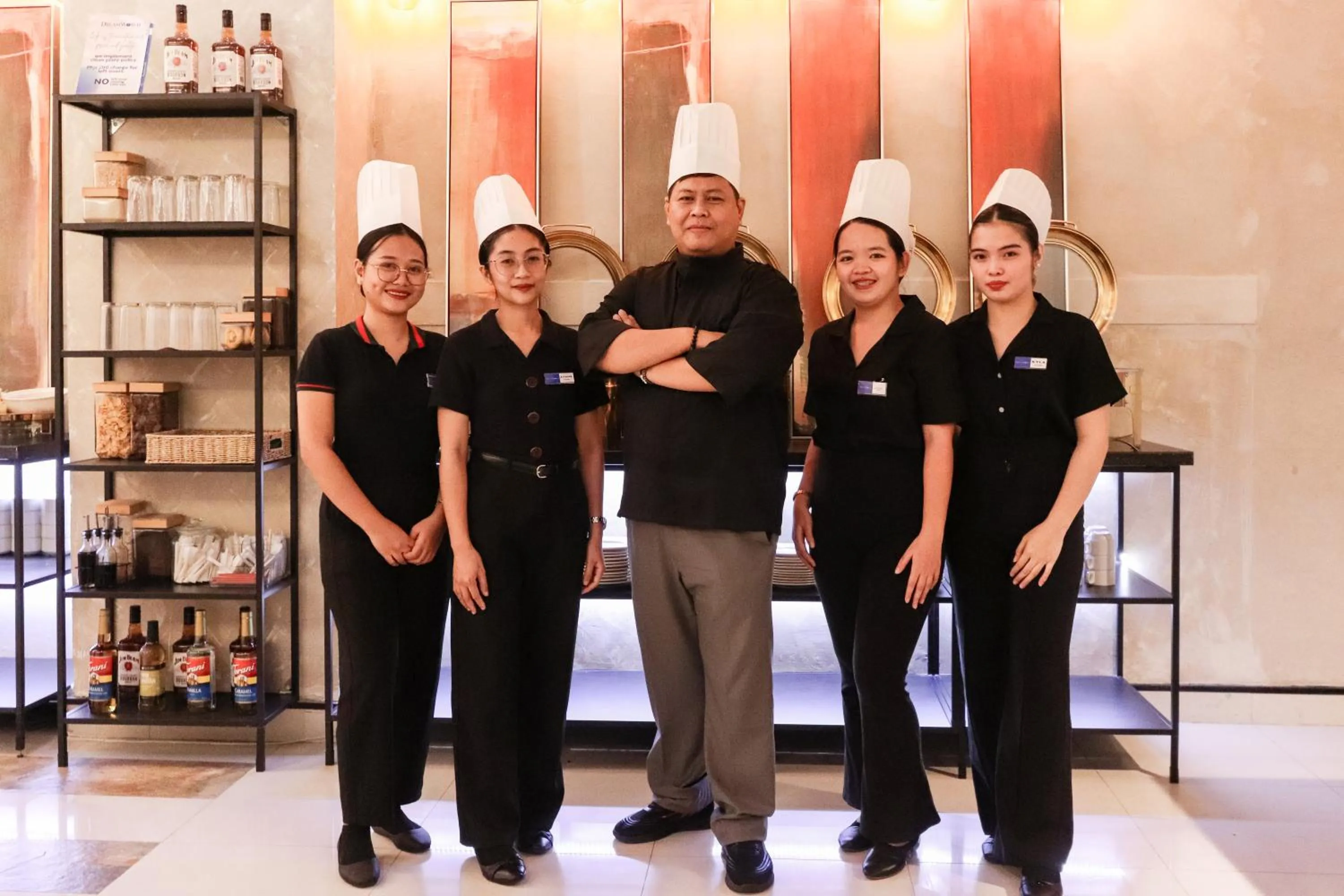 Restaurant/places to eat in Hotel Dreamworld North Edsa