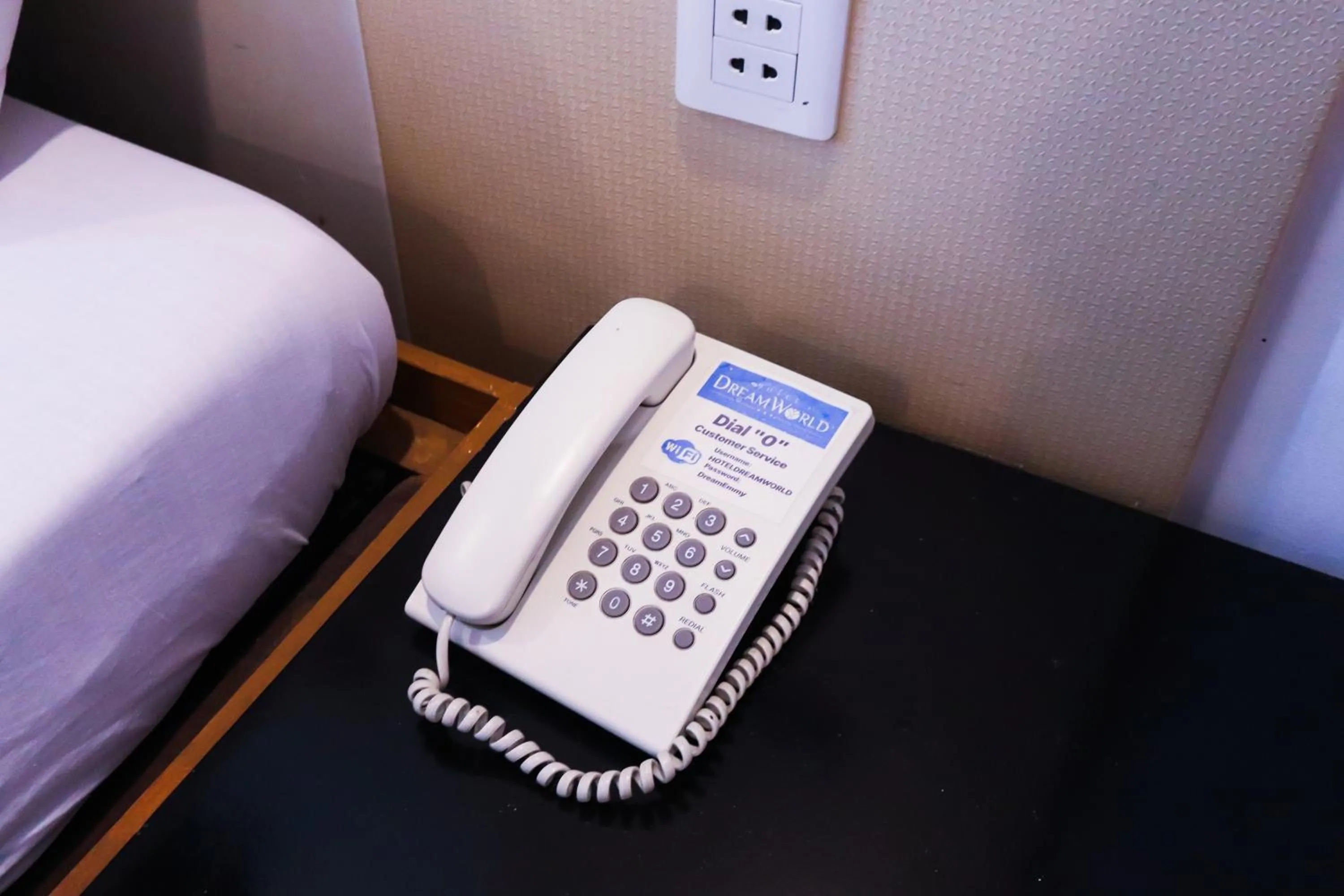 Bedroom in Hotel Dreamworld North Edsa