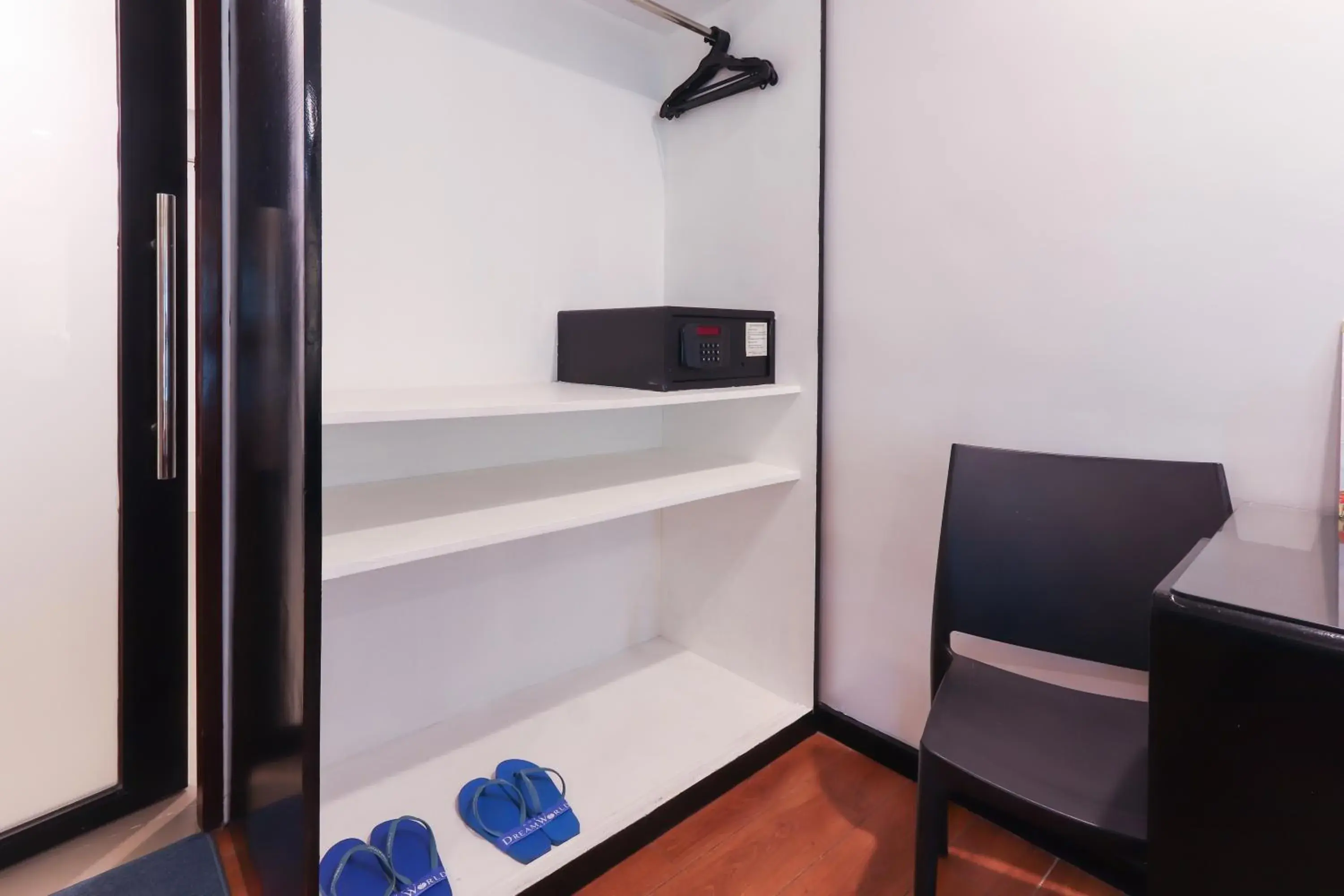 Bedroom in Hotel Dreamworld North Edsa Bedroom in Hotel Dreamworld North Edsa