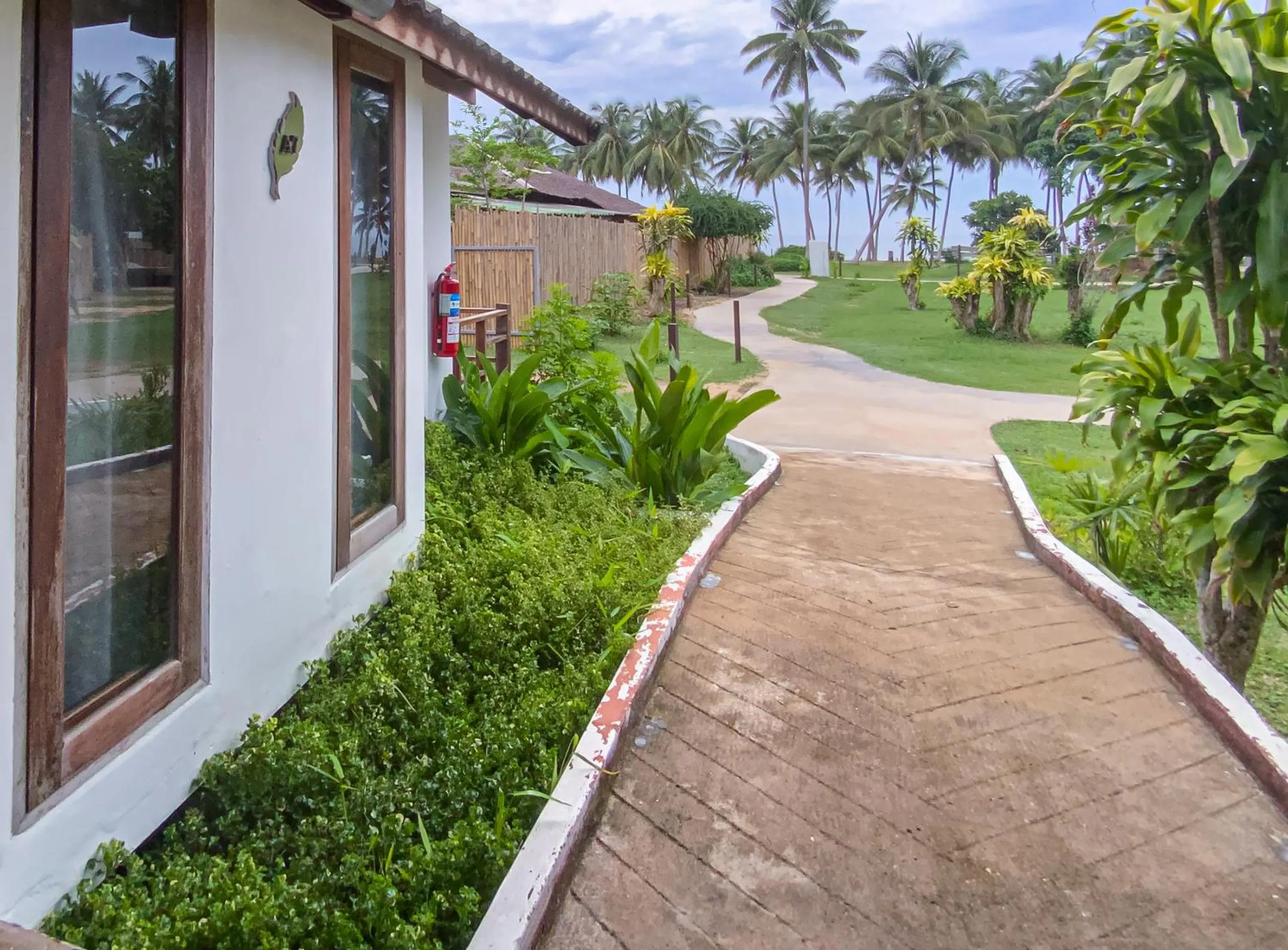 Facade/entrance in Chumphon Cabana Resort