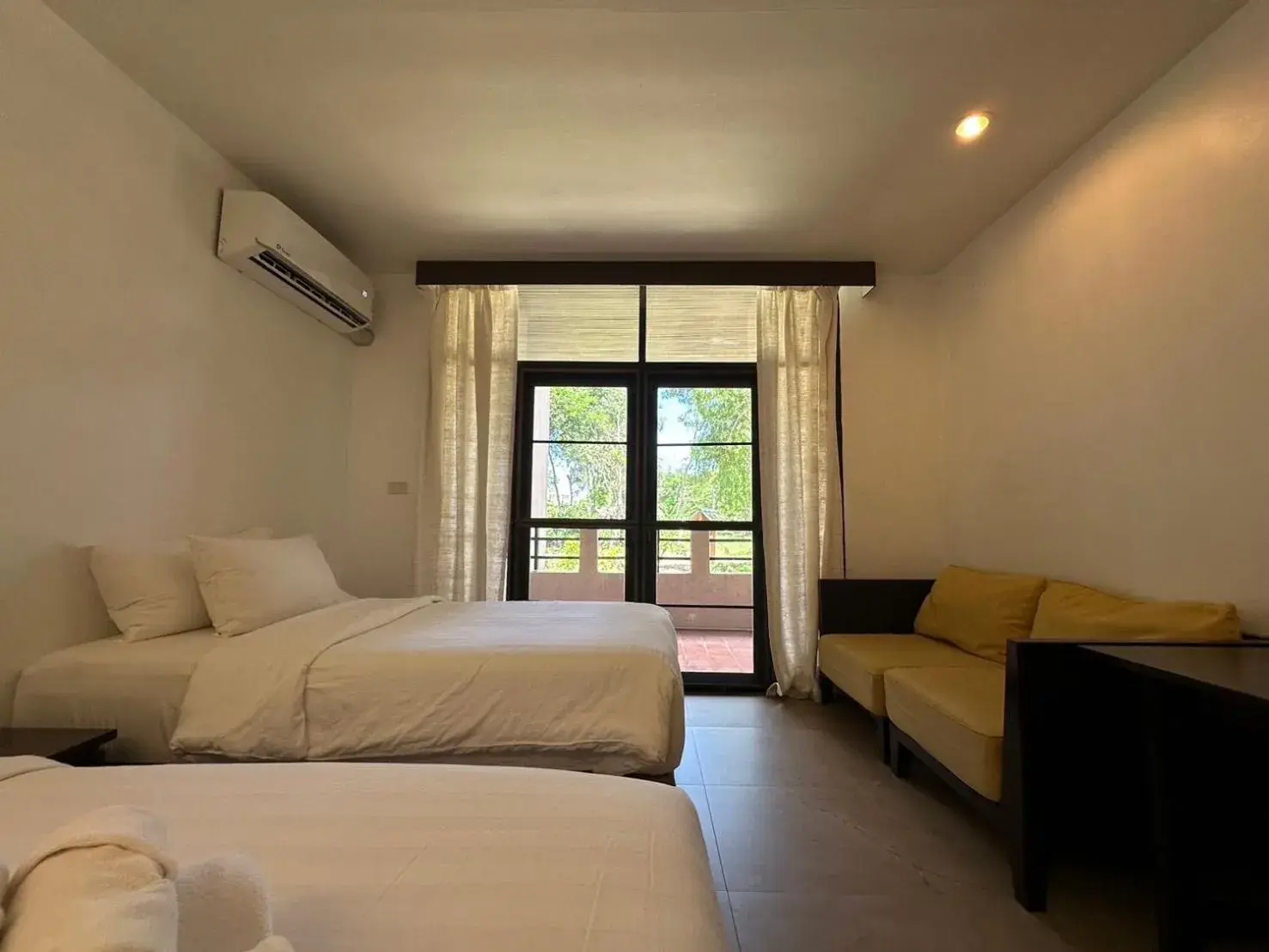Bed in Chumphon Cabana Resort Bed in Chumphon Cabana Resort