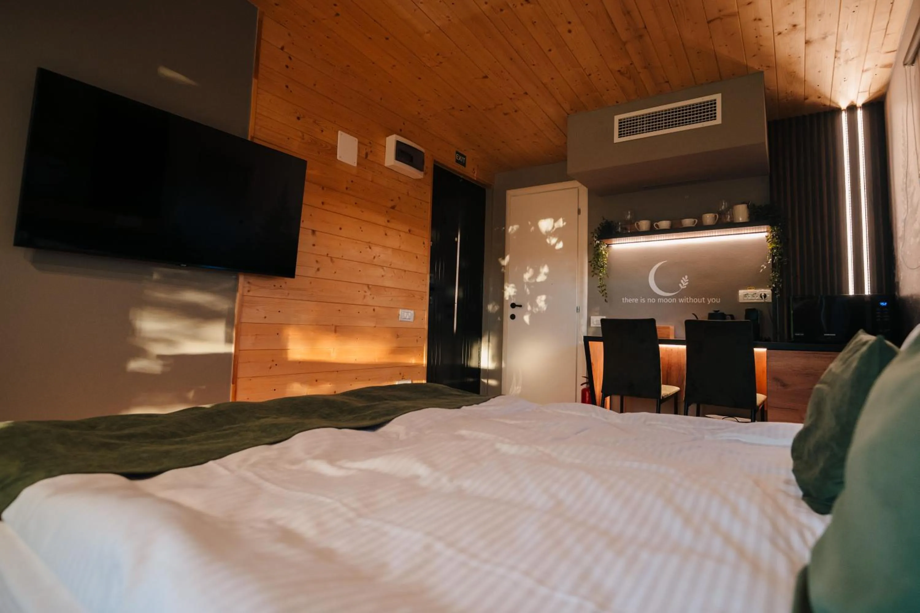 Bed in Moon Valley Comarnic