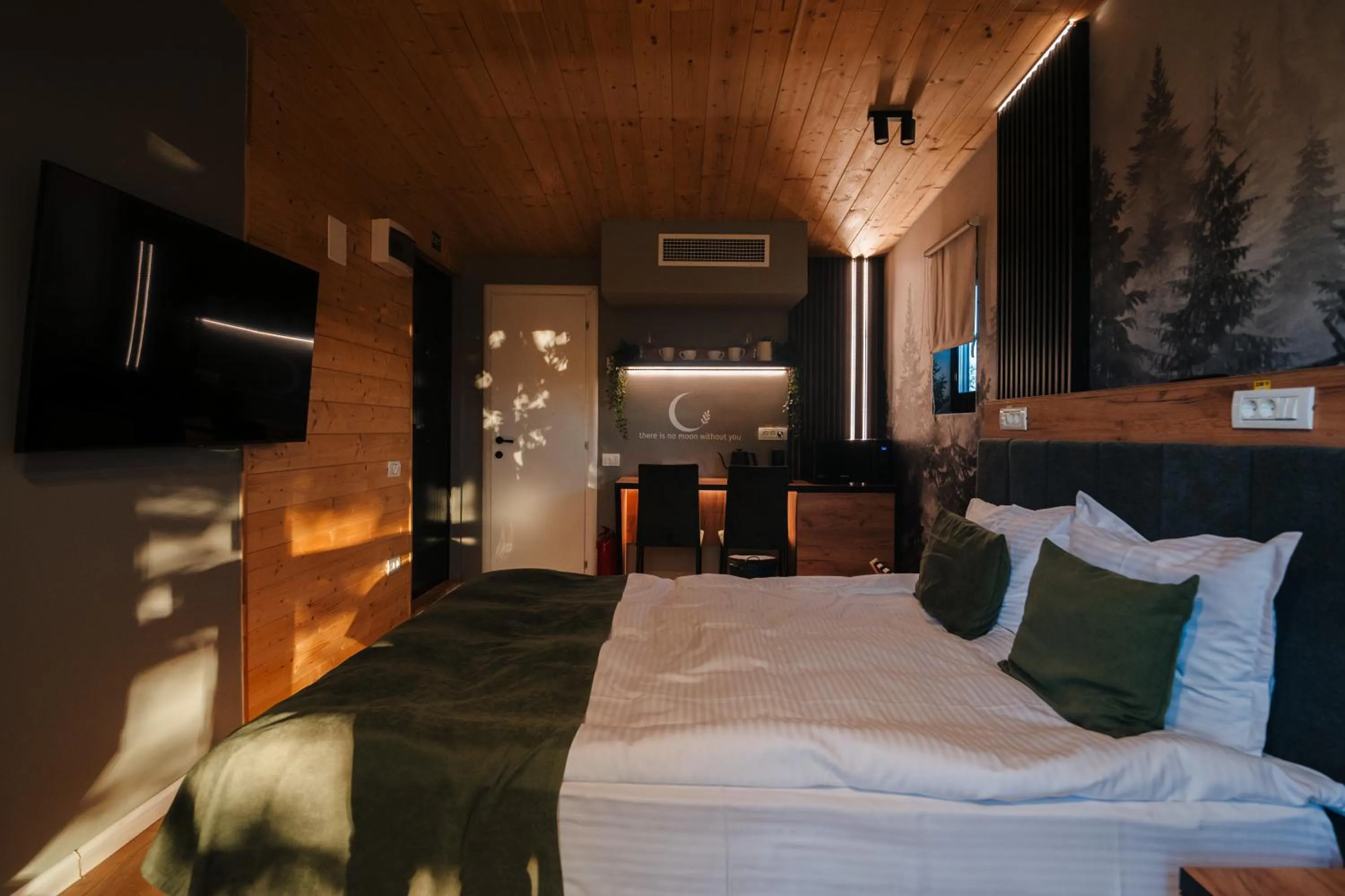 Bed in Moon Valley Comarnic