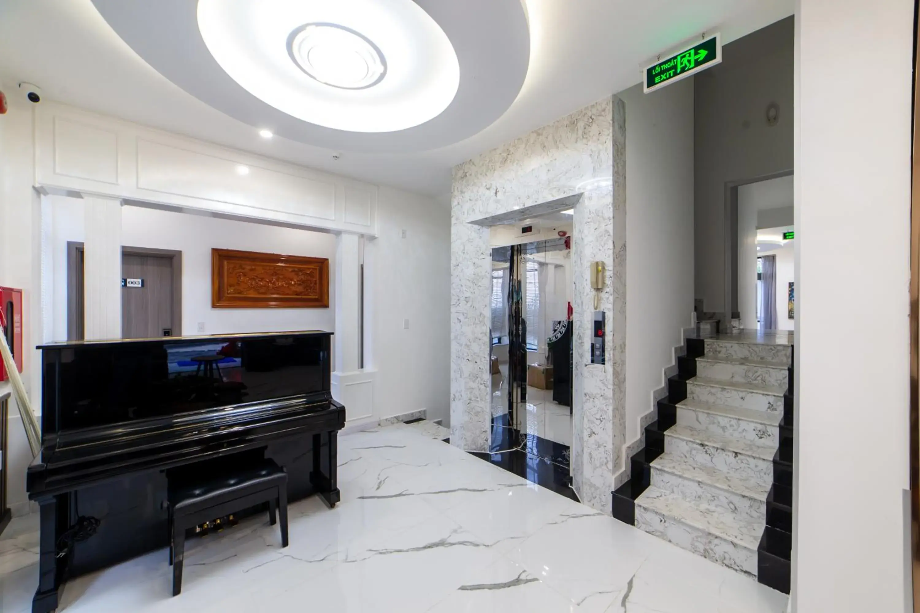 Facade/entrance in TP Dalat Hotel Facade/entrance in TP Dalat Hotel