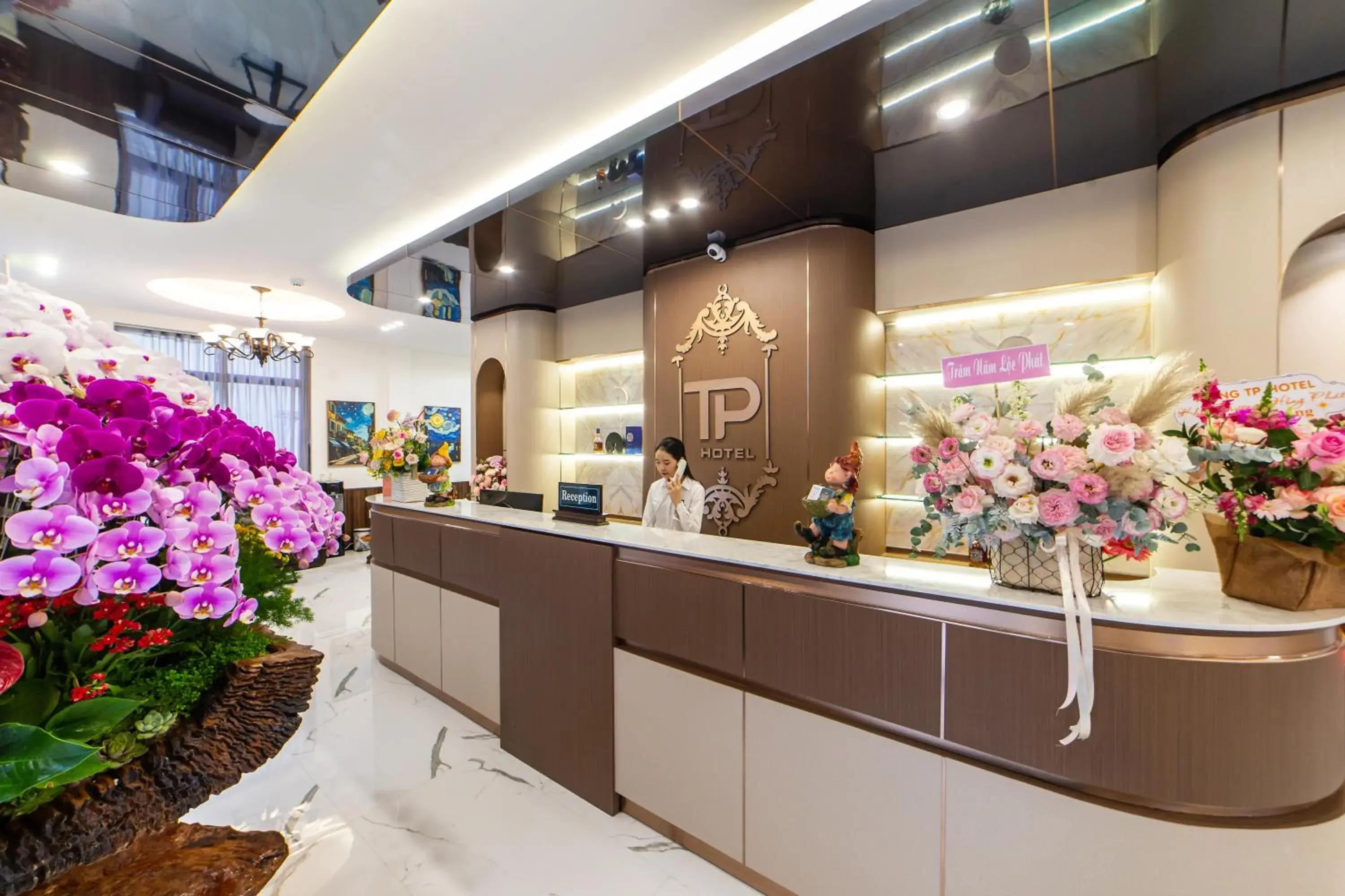 Lobby or reception in TP Dalat Hotel Lobby or reception in TP Dalat Hotel