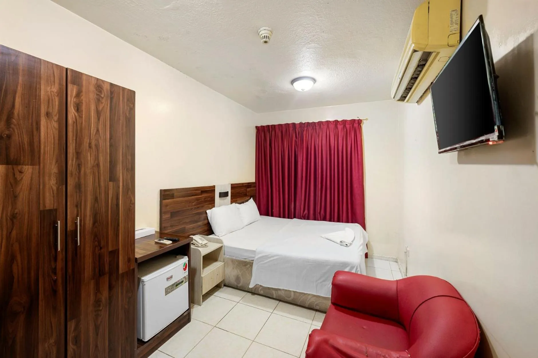 Bed in Naif Palace Hotel