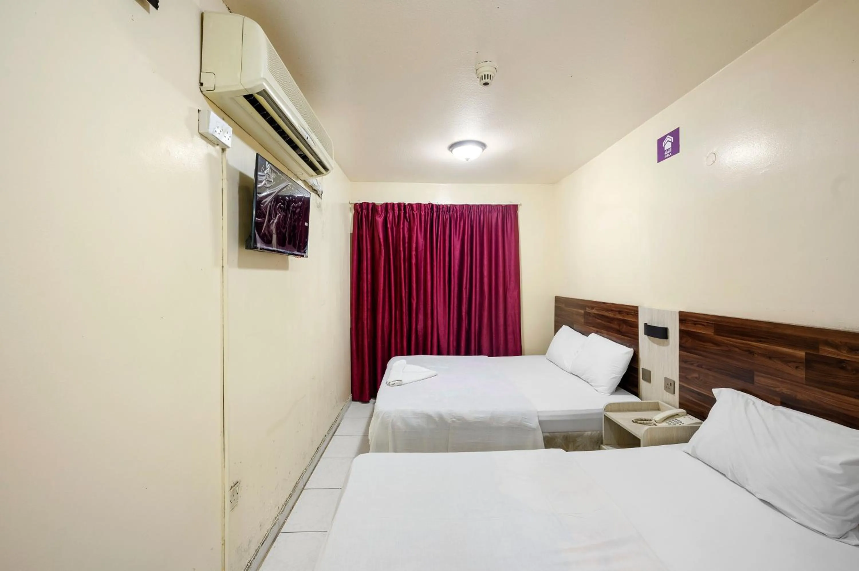 View (from property/room), Bed in Naif Palace Hotel