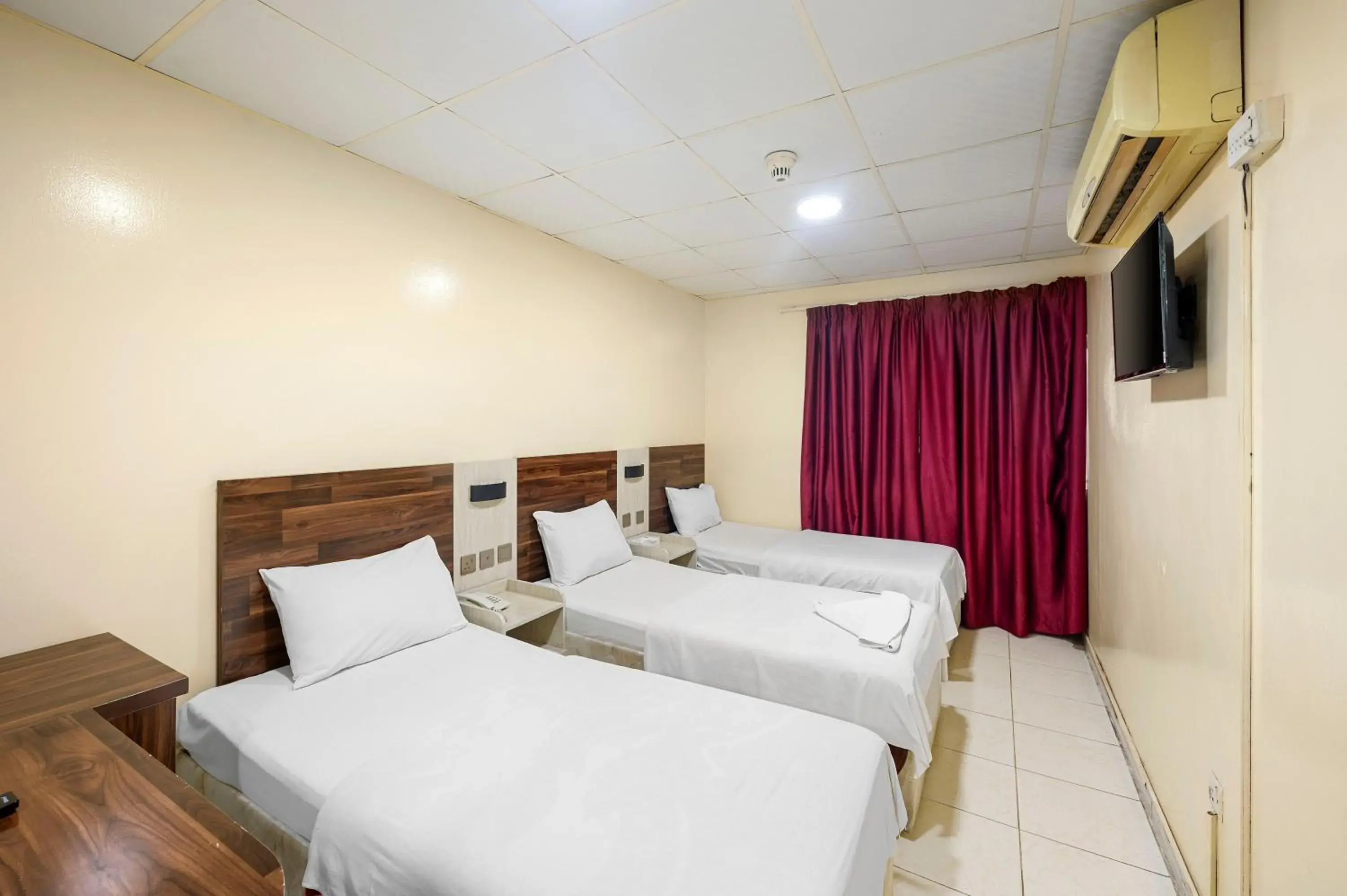 TV and multimedia, Bed in Naif Palace Hotel TV and multimedia, Bed in Naif Palace Hotel