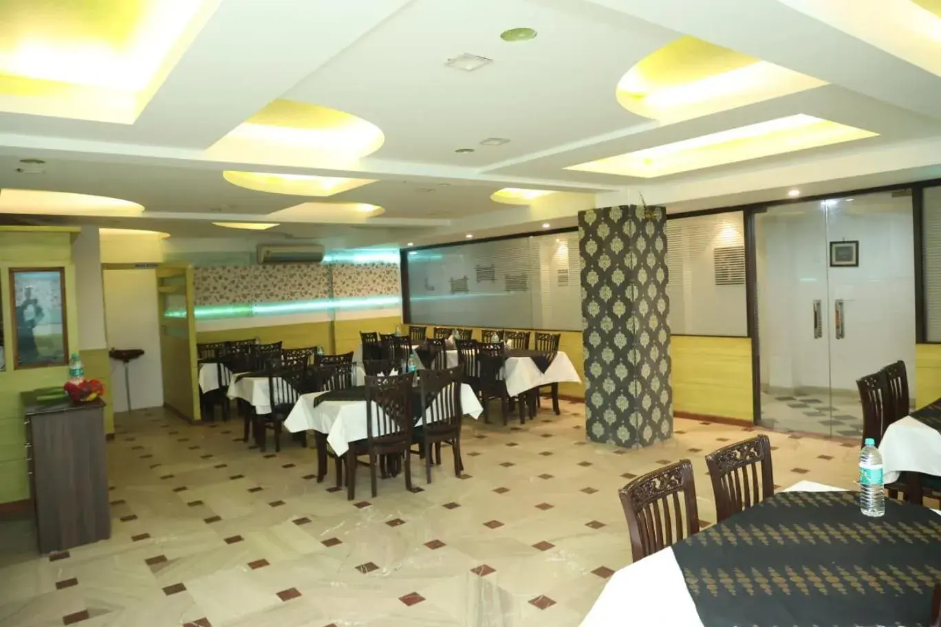 Restaurant/places to eat in Hotel Panna Paradise Restaurant/places to eat in Hotel Panna Paradise