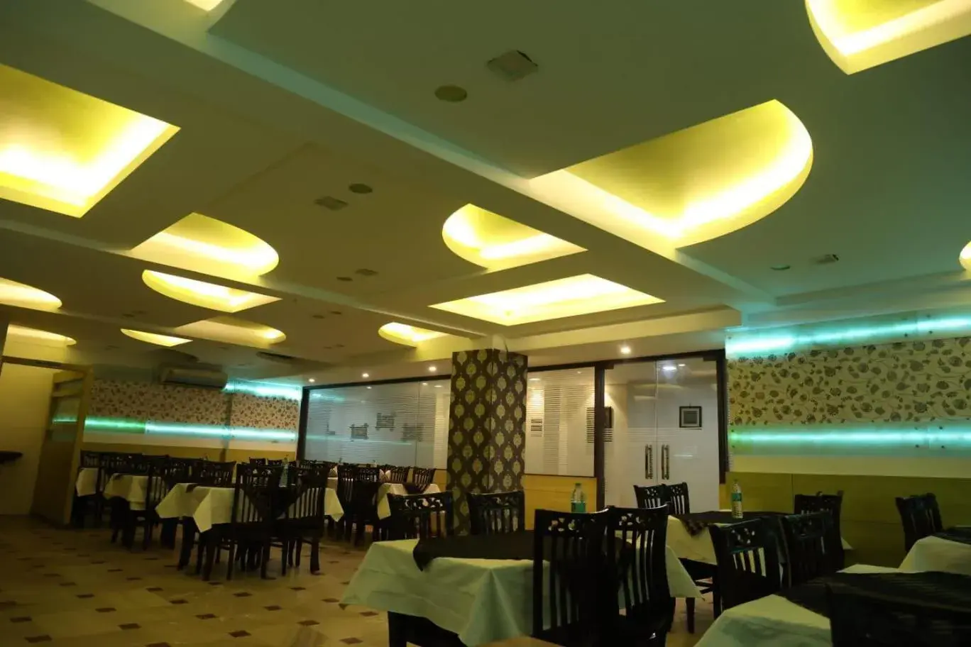 Restaurant/places to eat in Hotel Panna Paradise Restaurant/places to eat in Hotel Panna Paradise