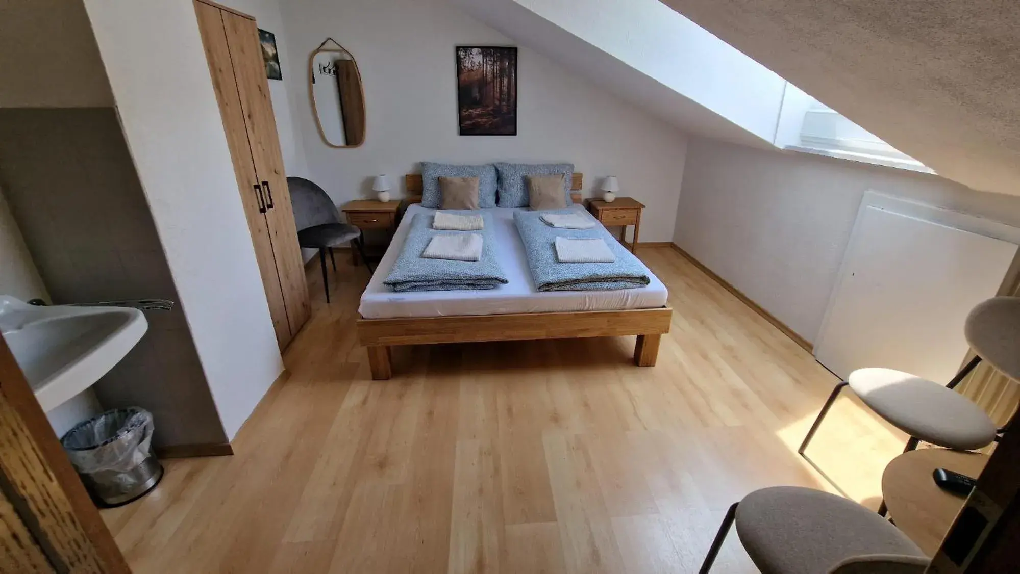 Double Room with Private Bathroom in Alpen Hotel Martin Double Room with Private Bathroom in Alpen Hotel Martin