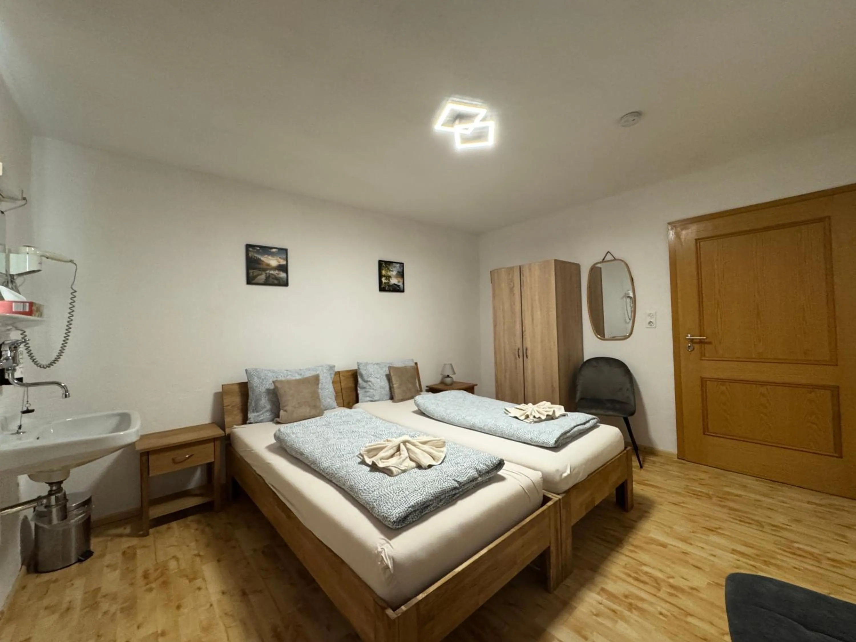 Twin Room in Alpen Hotel Martin