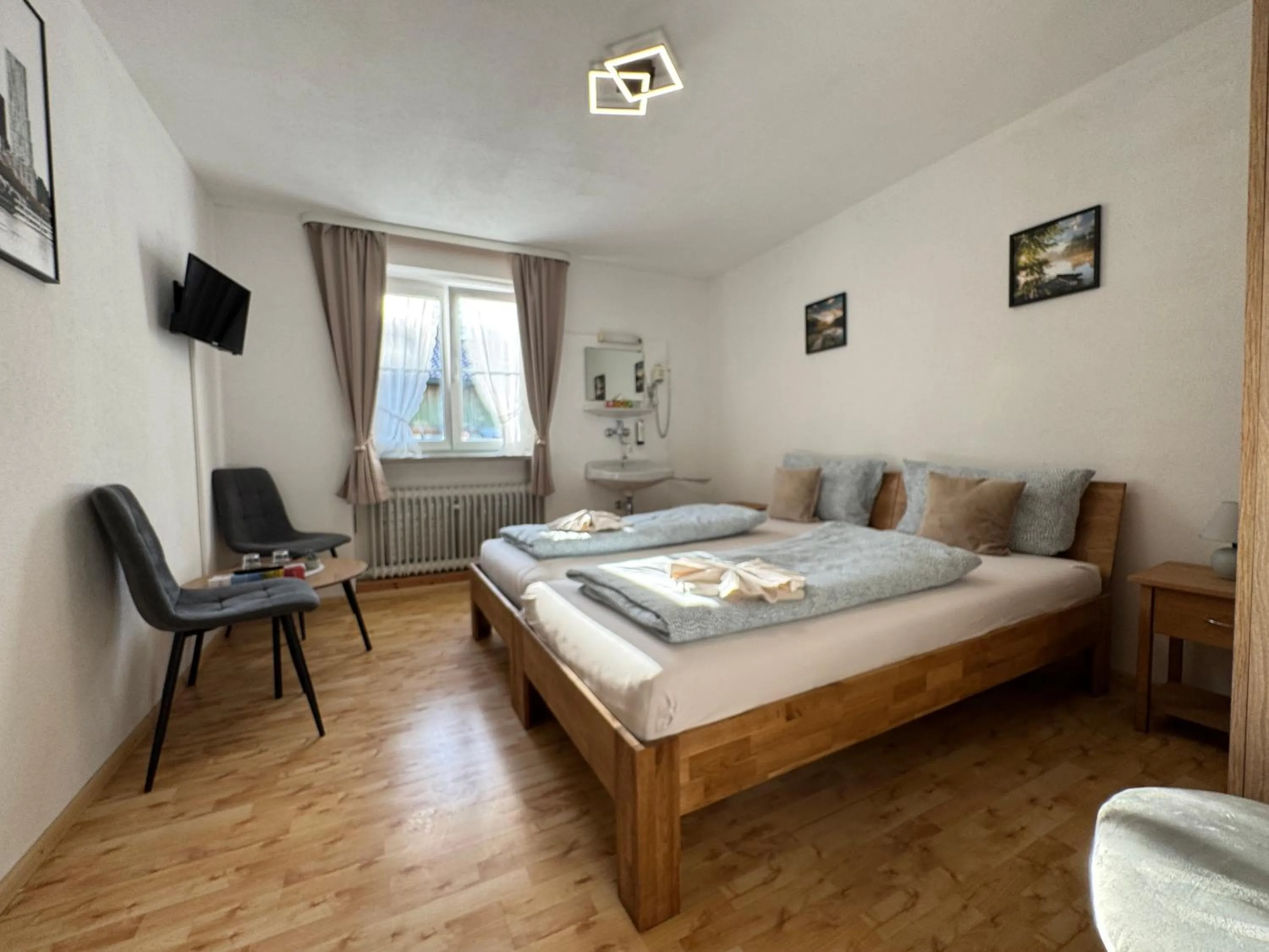Deluxe Twin Room in Alpen Hotel Martin