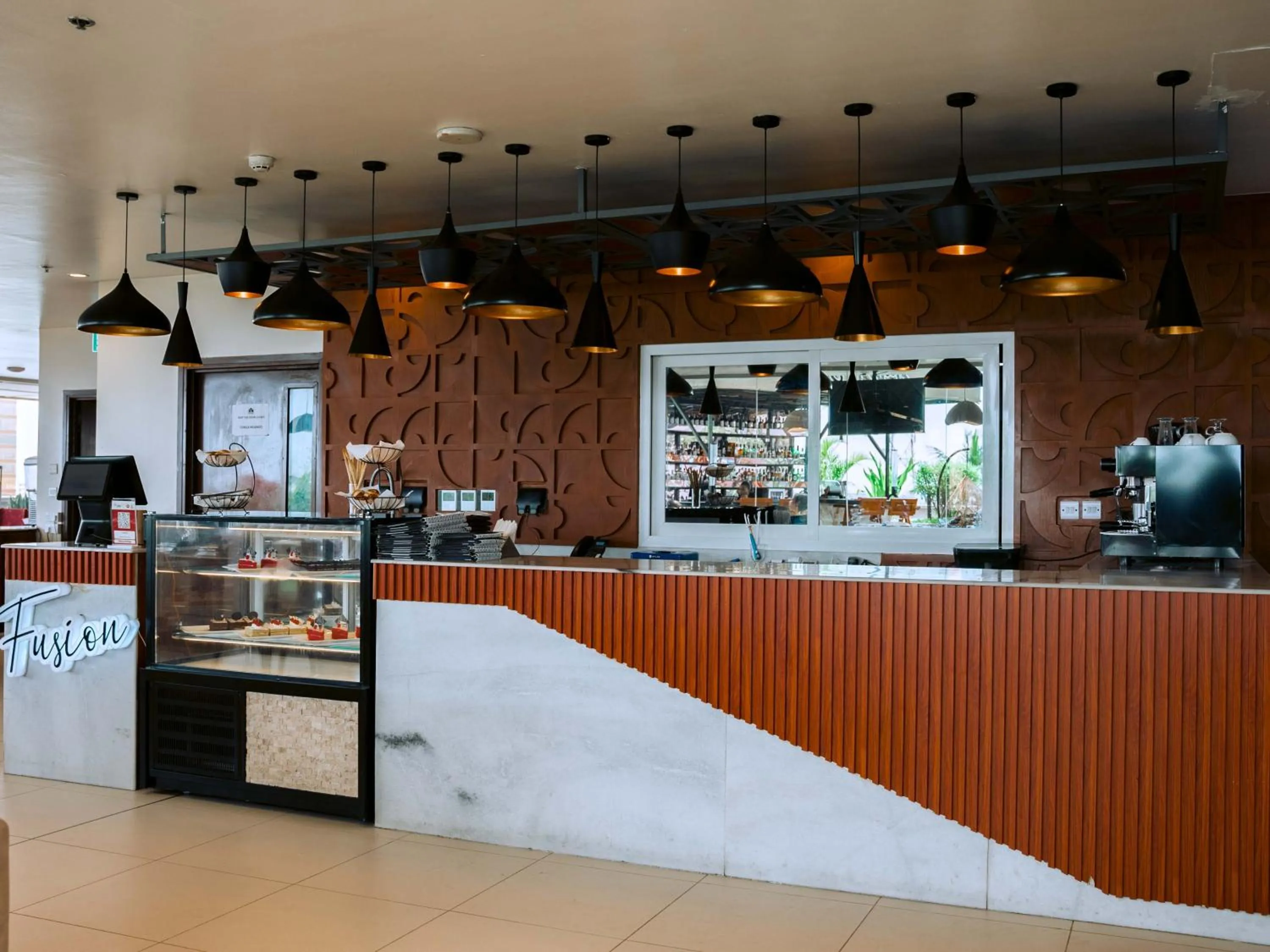 Restaurant/places to eat in Kingjada Hotels & Apartments