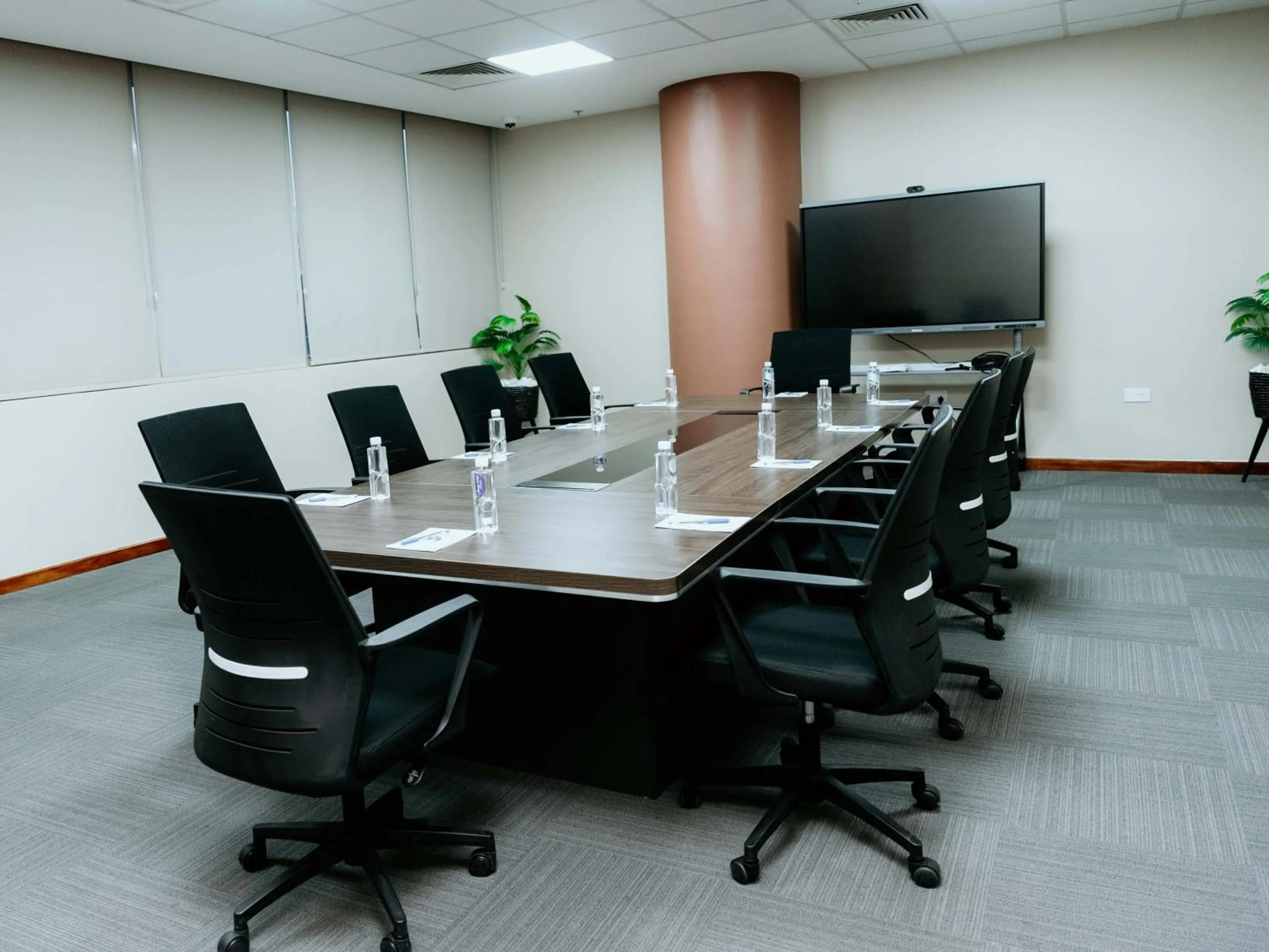 Meeting/conference room in Kingjada Hotels & Apartments