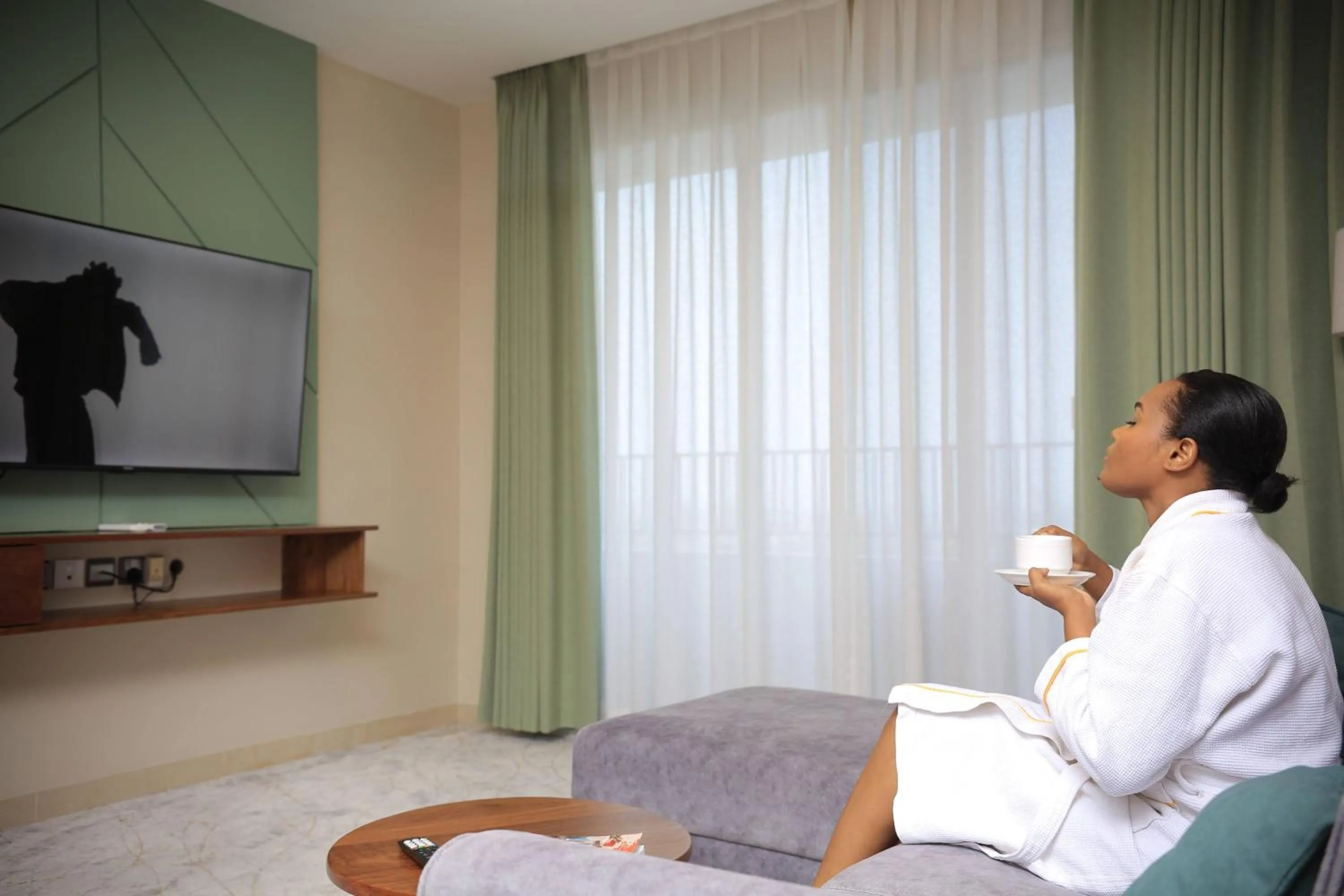 TV and multimedia in Kingjada Hotels & Apartments