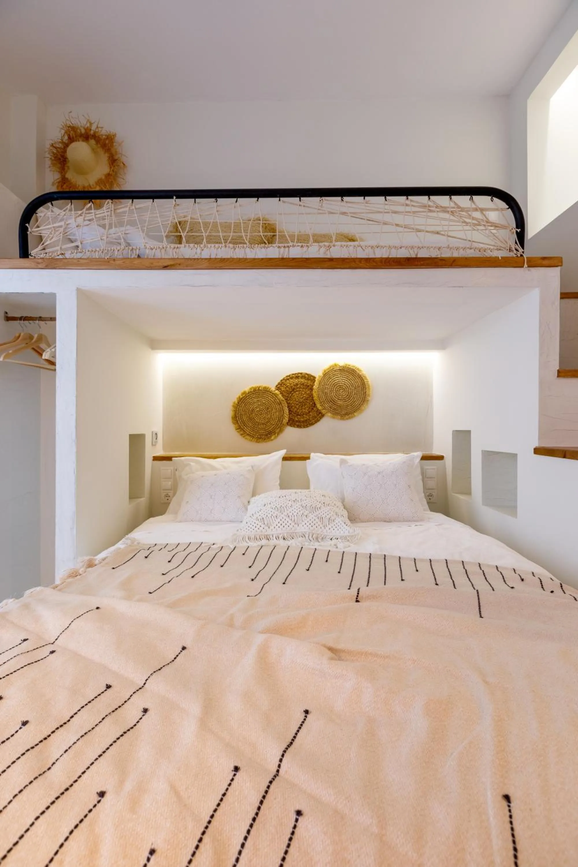 Arcadia Luxury Rooms Seaside Cuisine