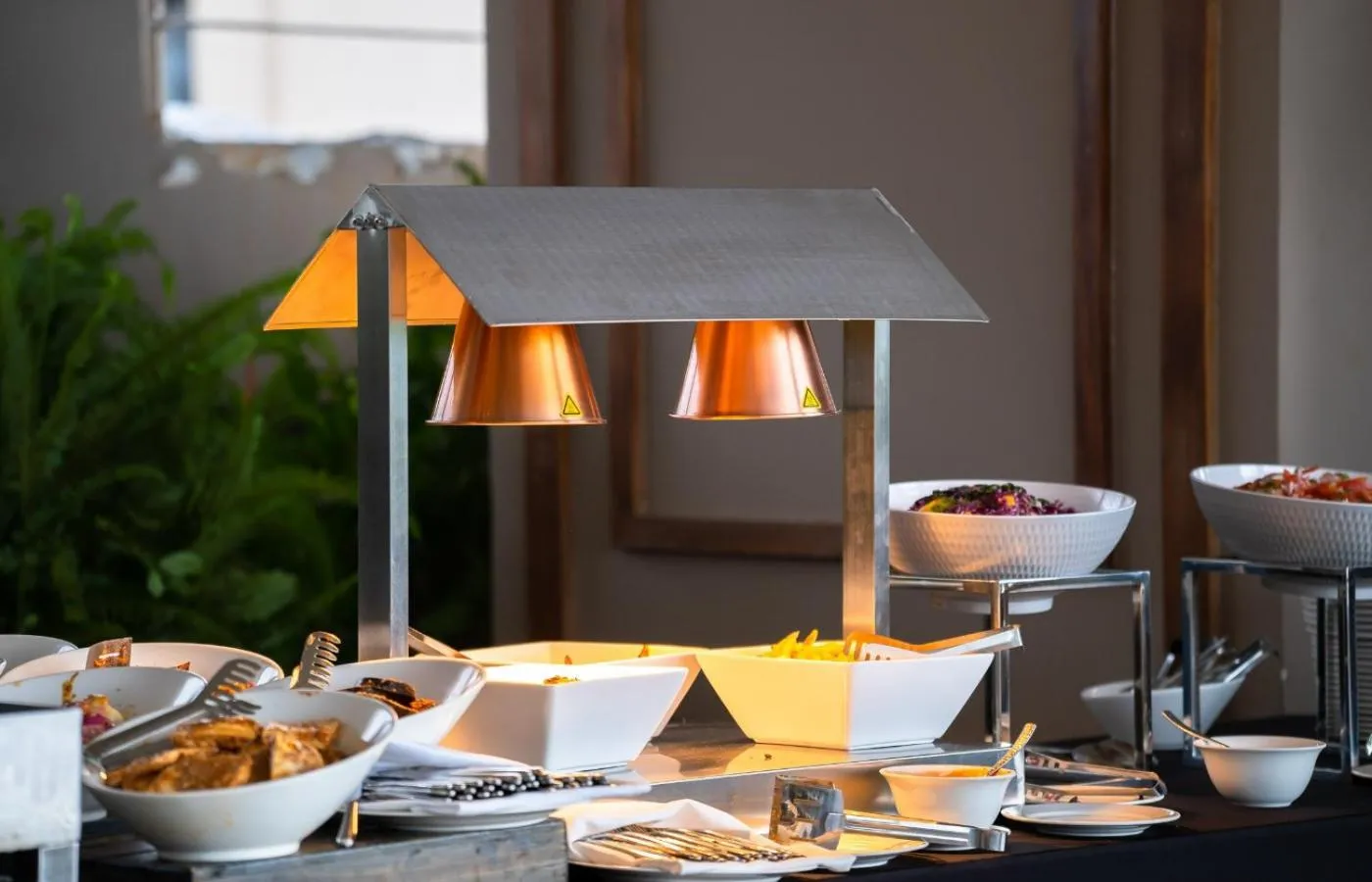 Restaurant/places to eat in Trademark Suites at Enaki Town