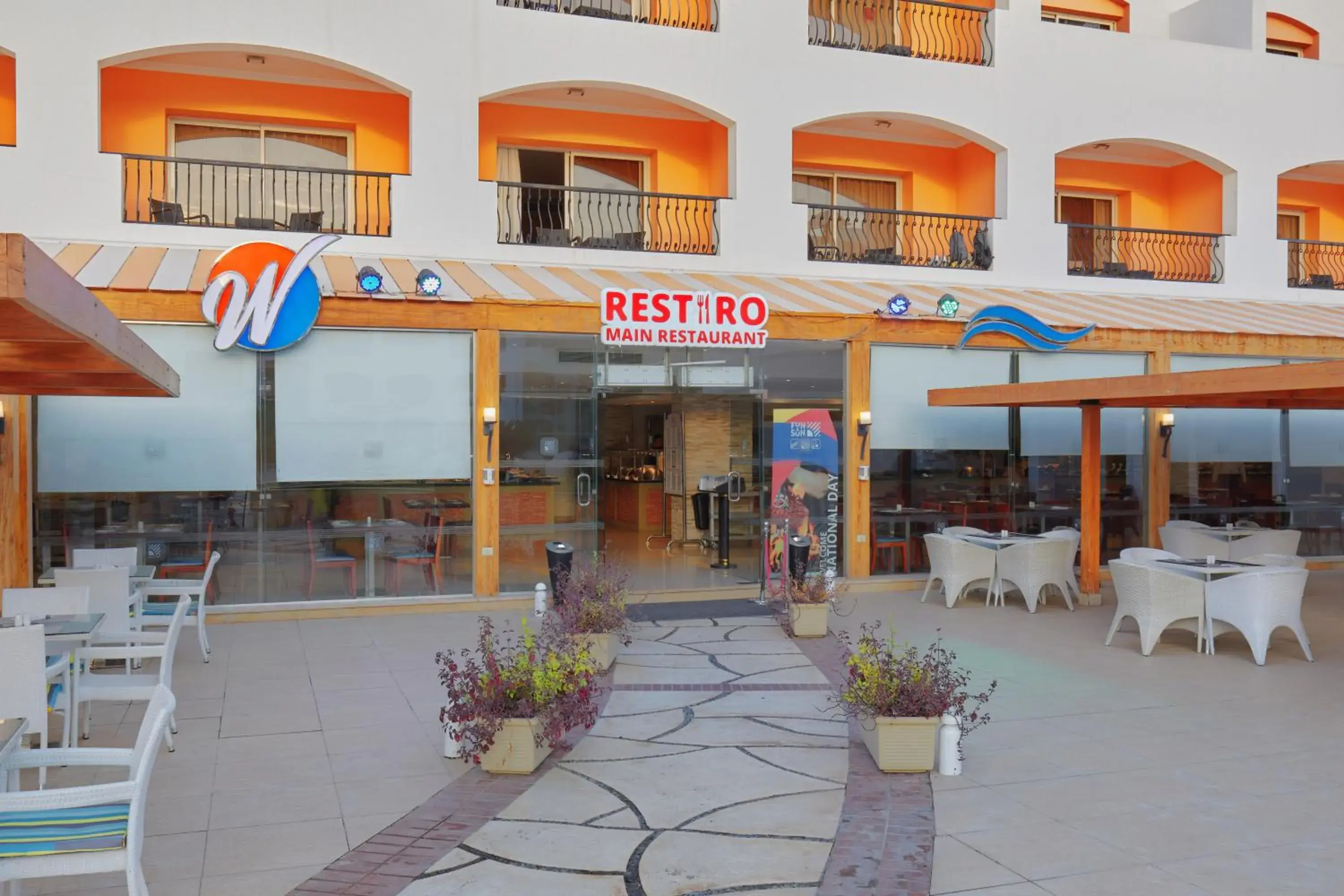 Restaurant/places to eat in Fun & Sun Naama Waves Restaurant/places to eat in Fun & Sun Naama Waves