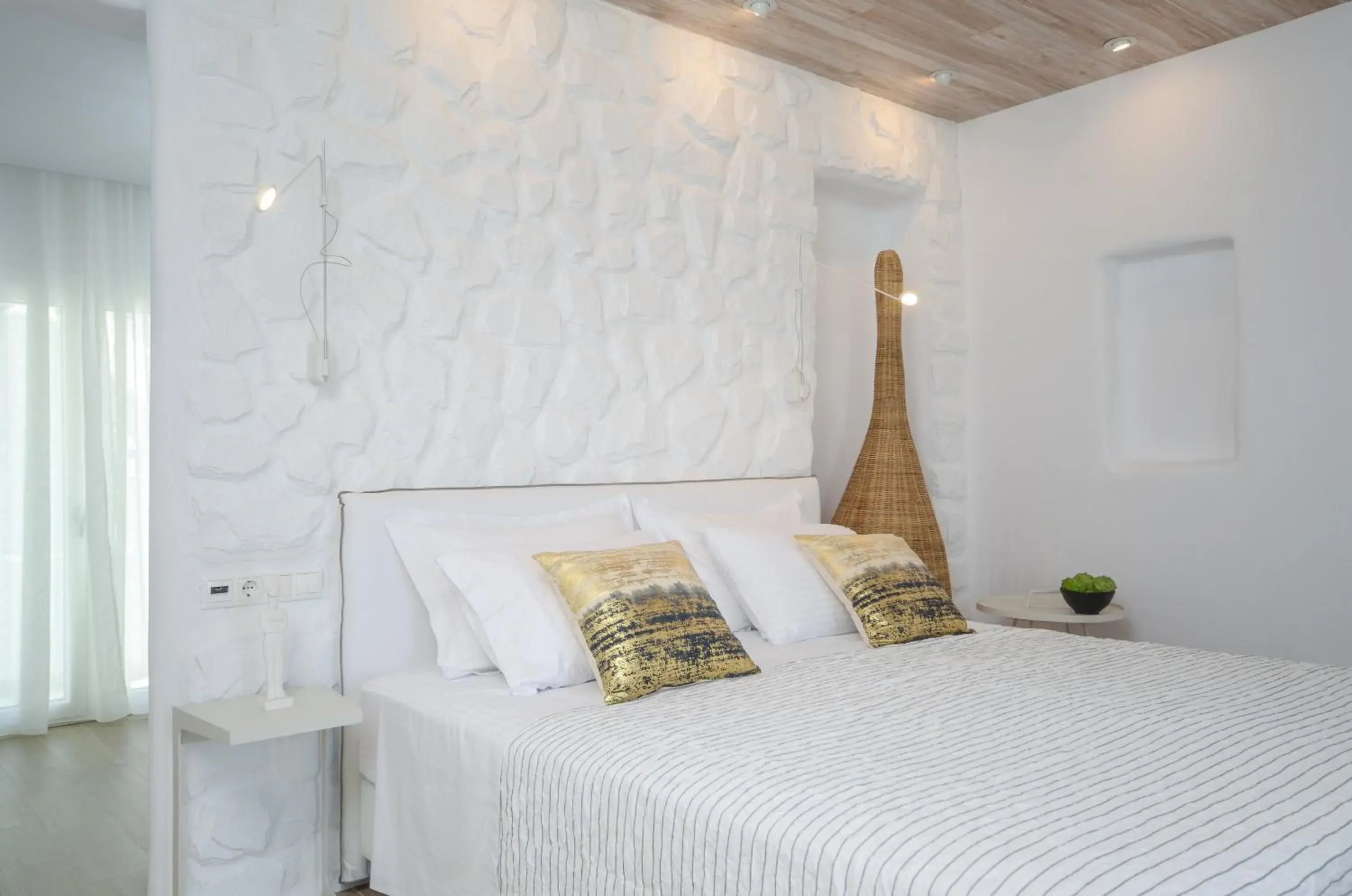 Grand Suite with Sea View in Cyano Suites Grand Suite with Sea View in Cyano Suites