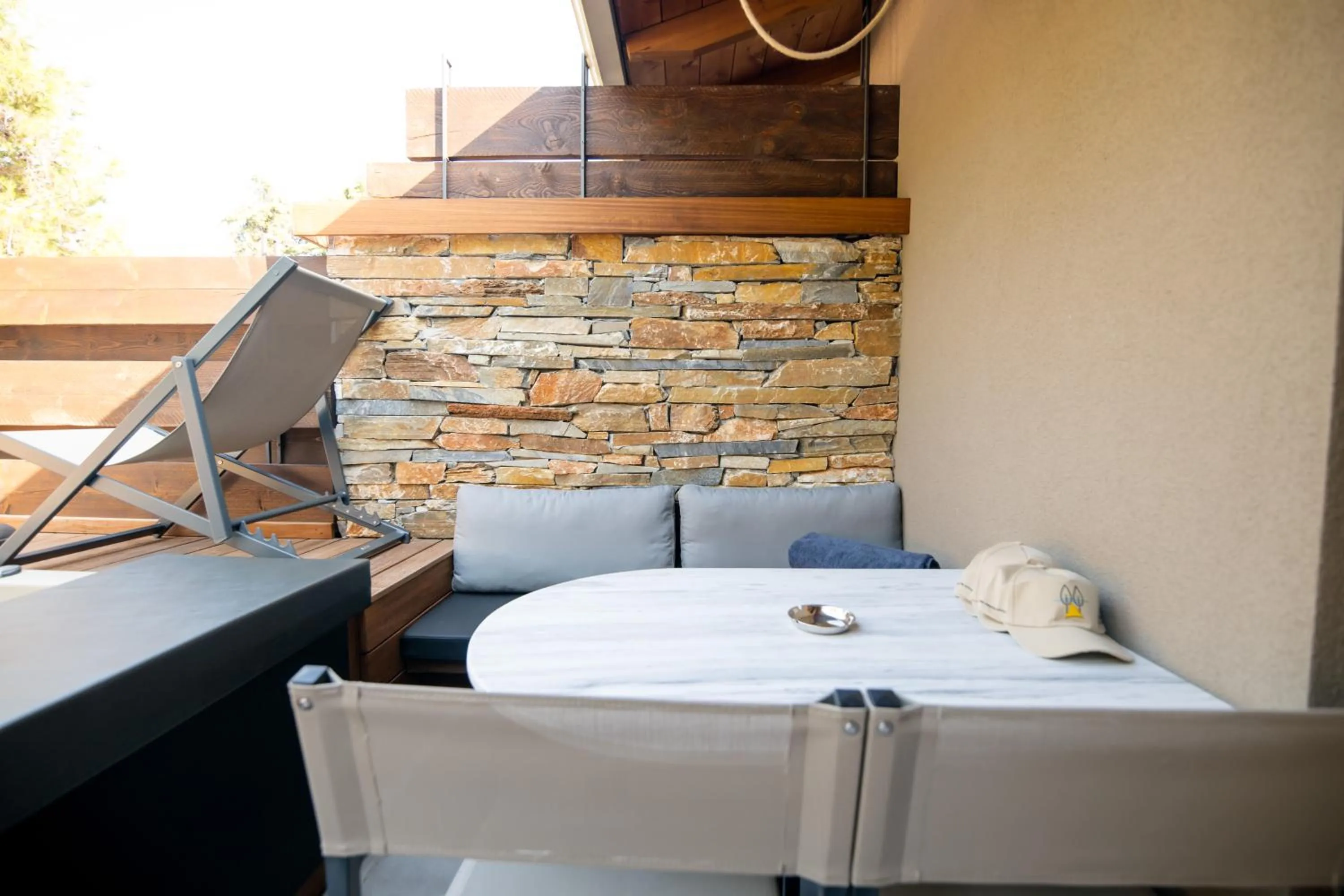 Sylvia Camping & Luxury Suites, Panel Hospitality Homes & Villas