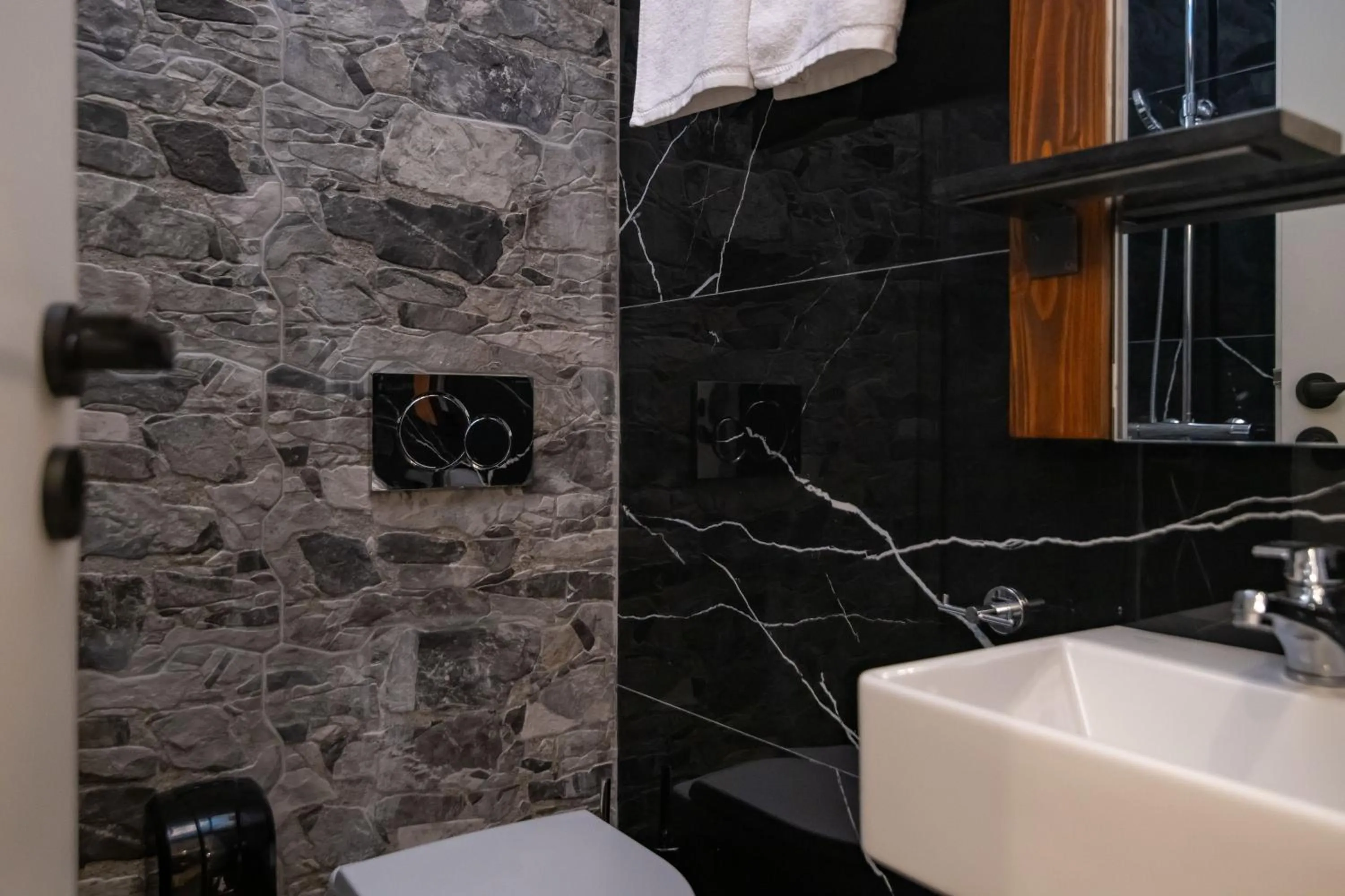 Sylvia Camping & Luxury Suites, Panel Hospitality Homes & Villas