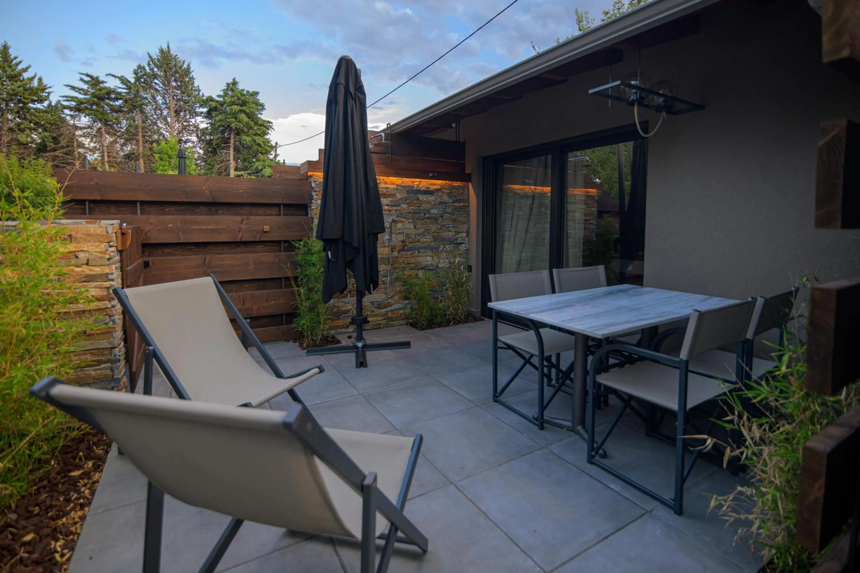 Sylvia Camping & Luxury Suites, Panel Hospitality Homes & Villas