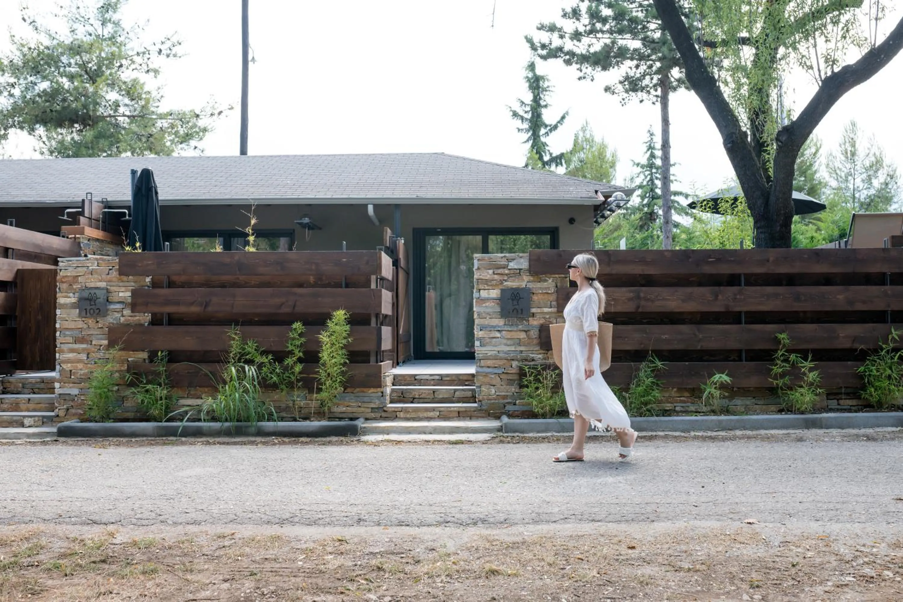 Sylvia Camping & Luxury Suites, Panel Hospitality Homes & Villas