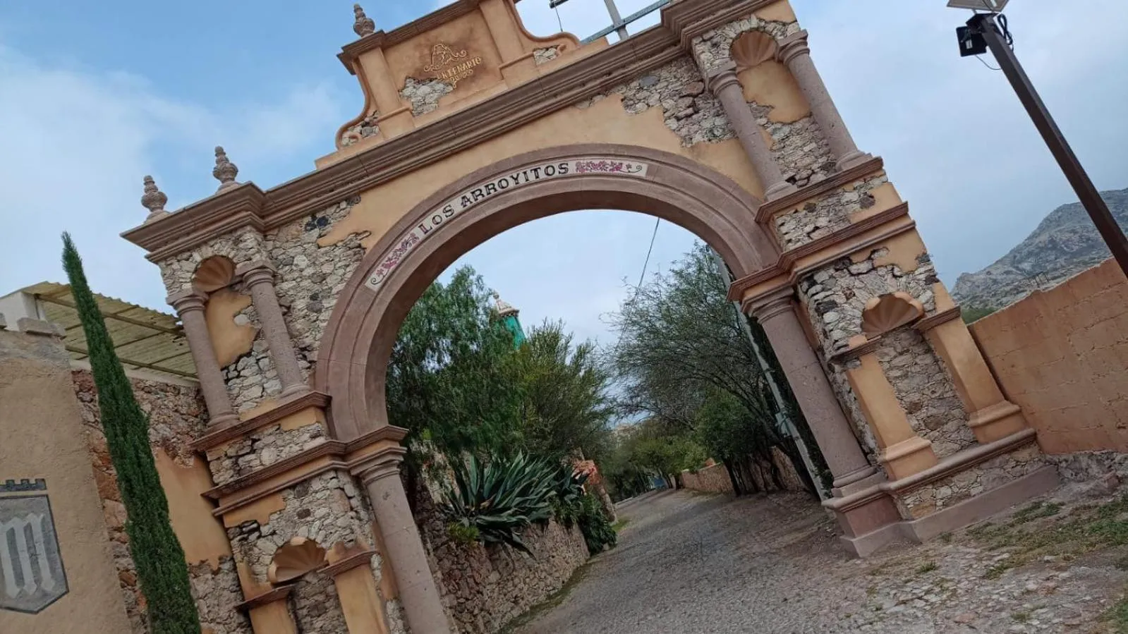 Facade/entrance in Centenario Los Arroyitos