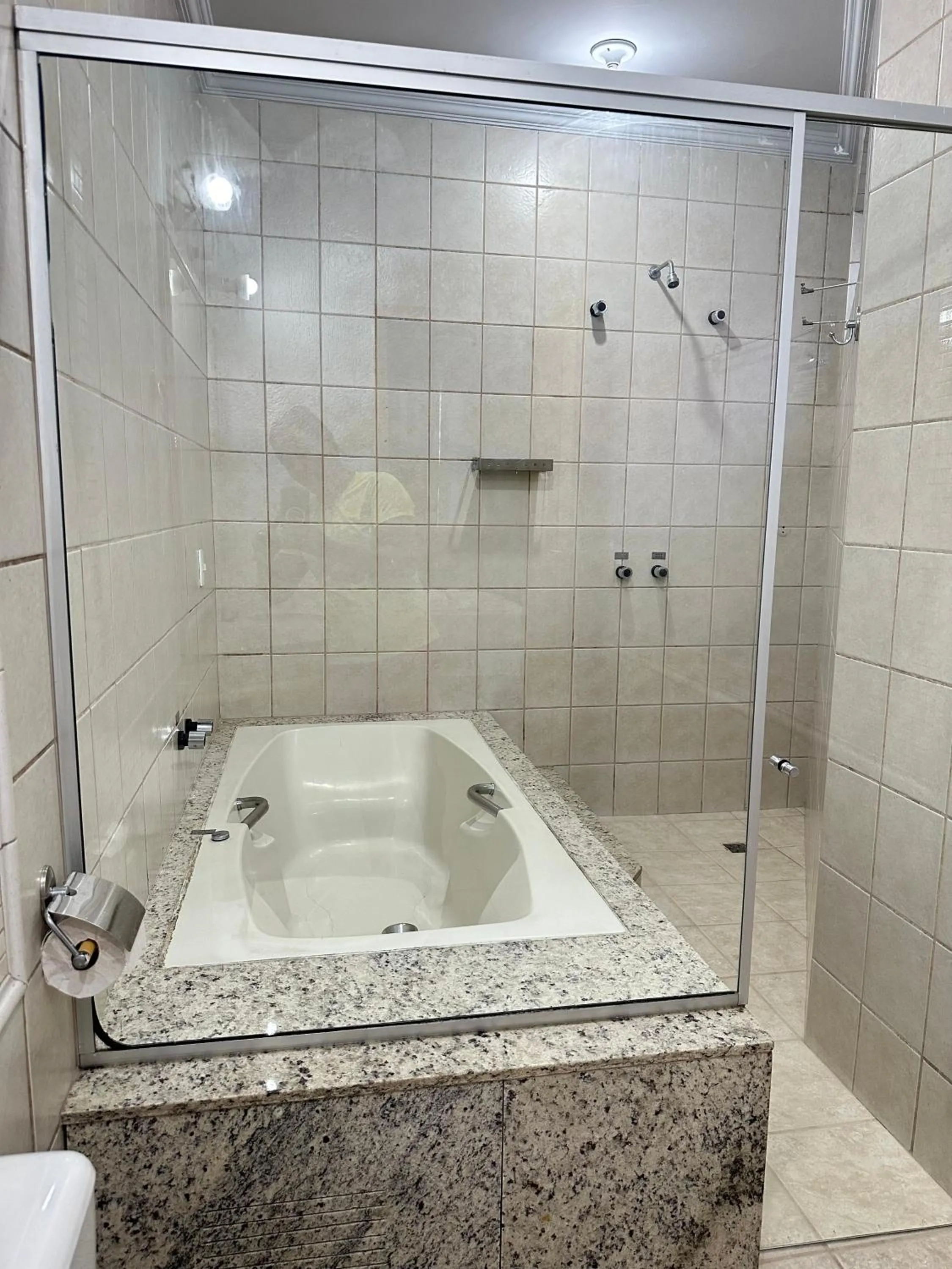 Bath in Hotel Central Plaza Timóteo