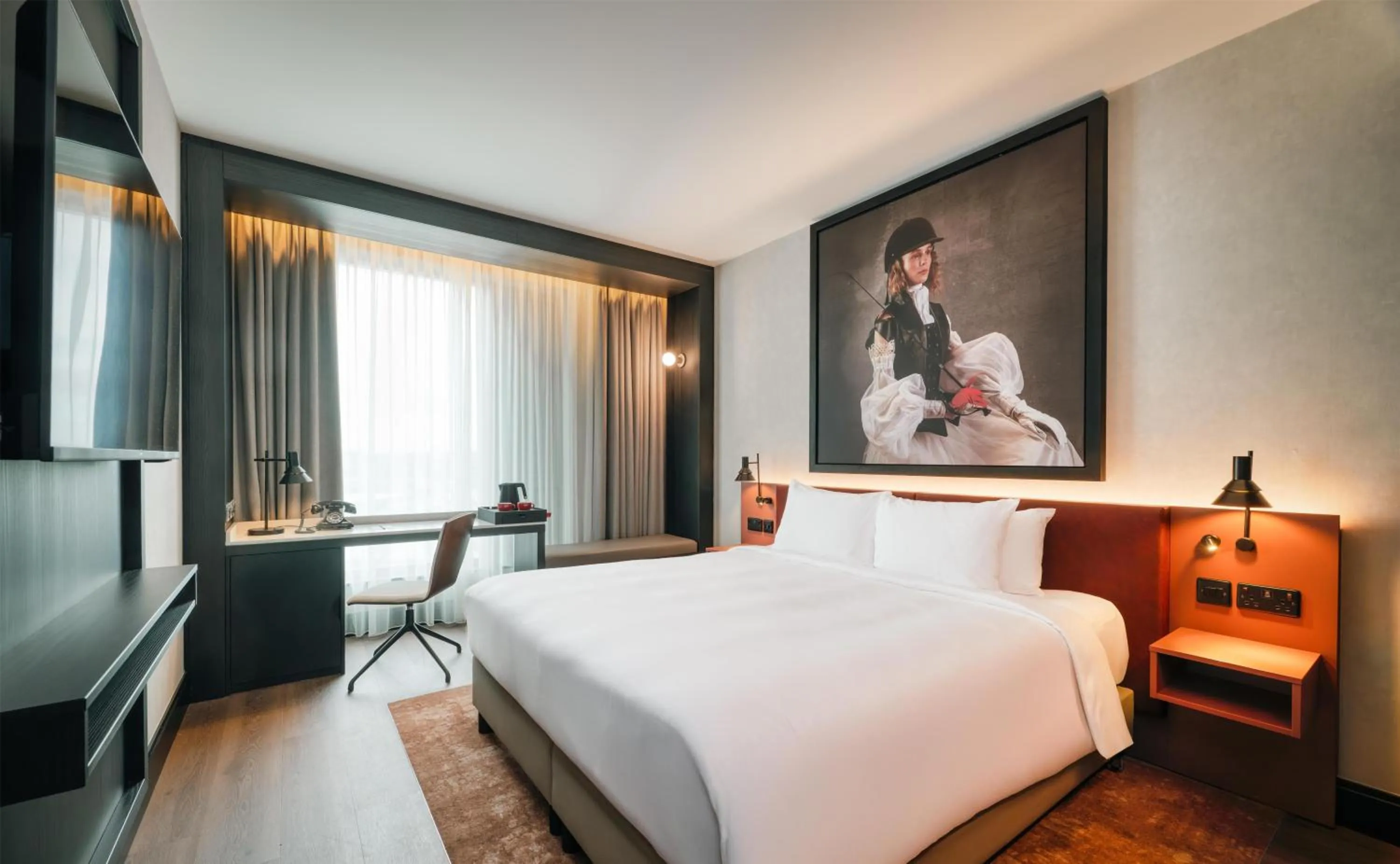 Bedroom, Bed in Radisson RED Galway