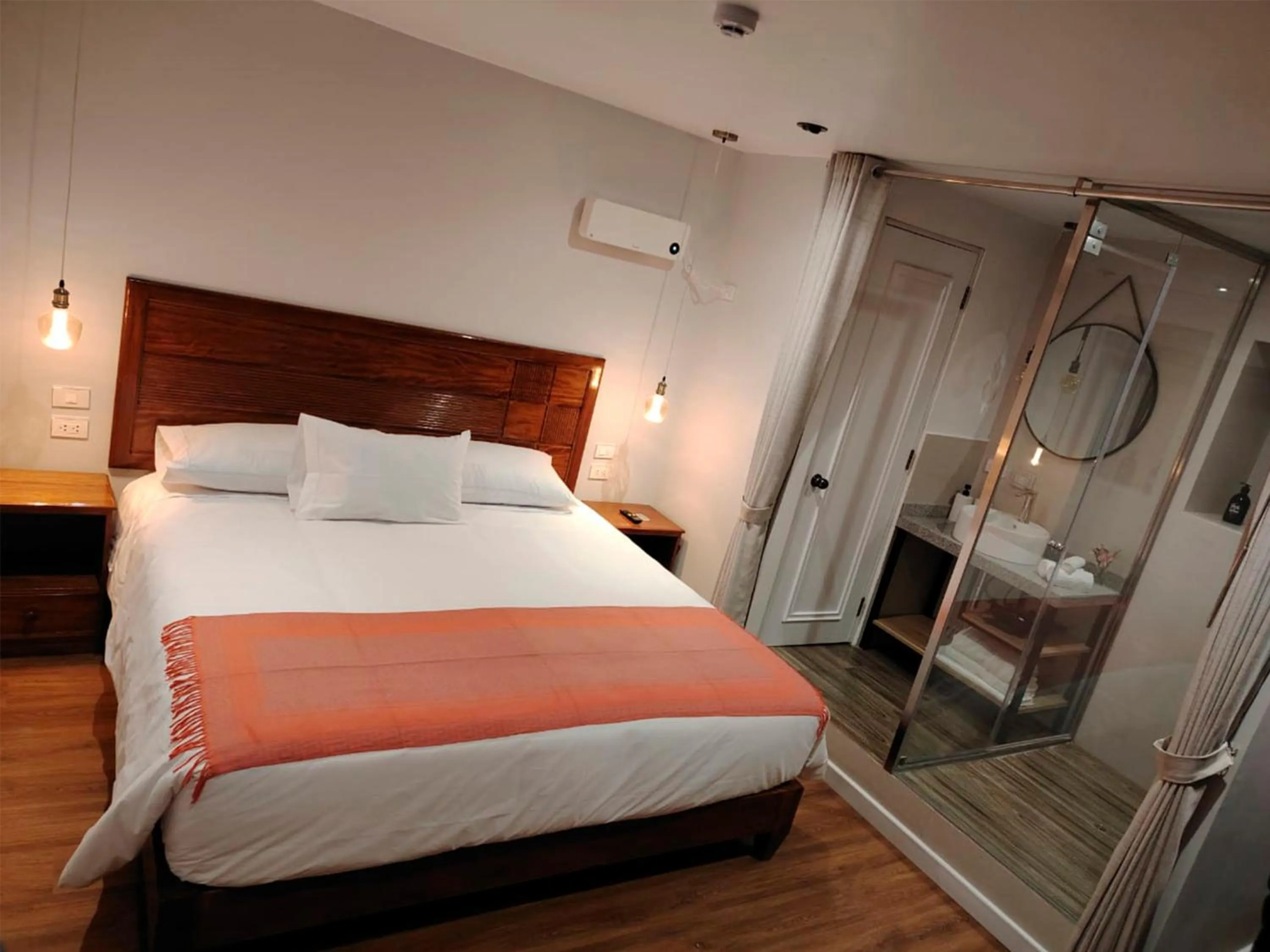 Bed in Casa Cruz Verde by Peru Garden Hotels